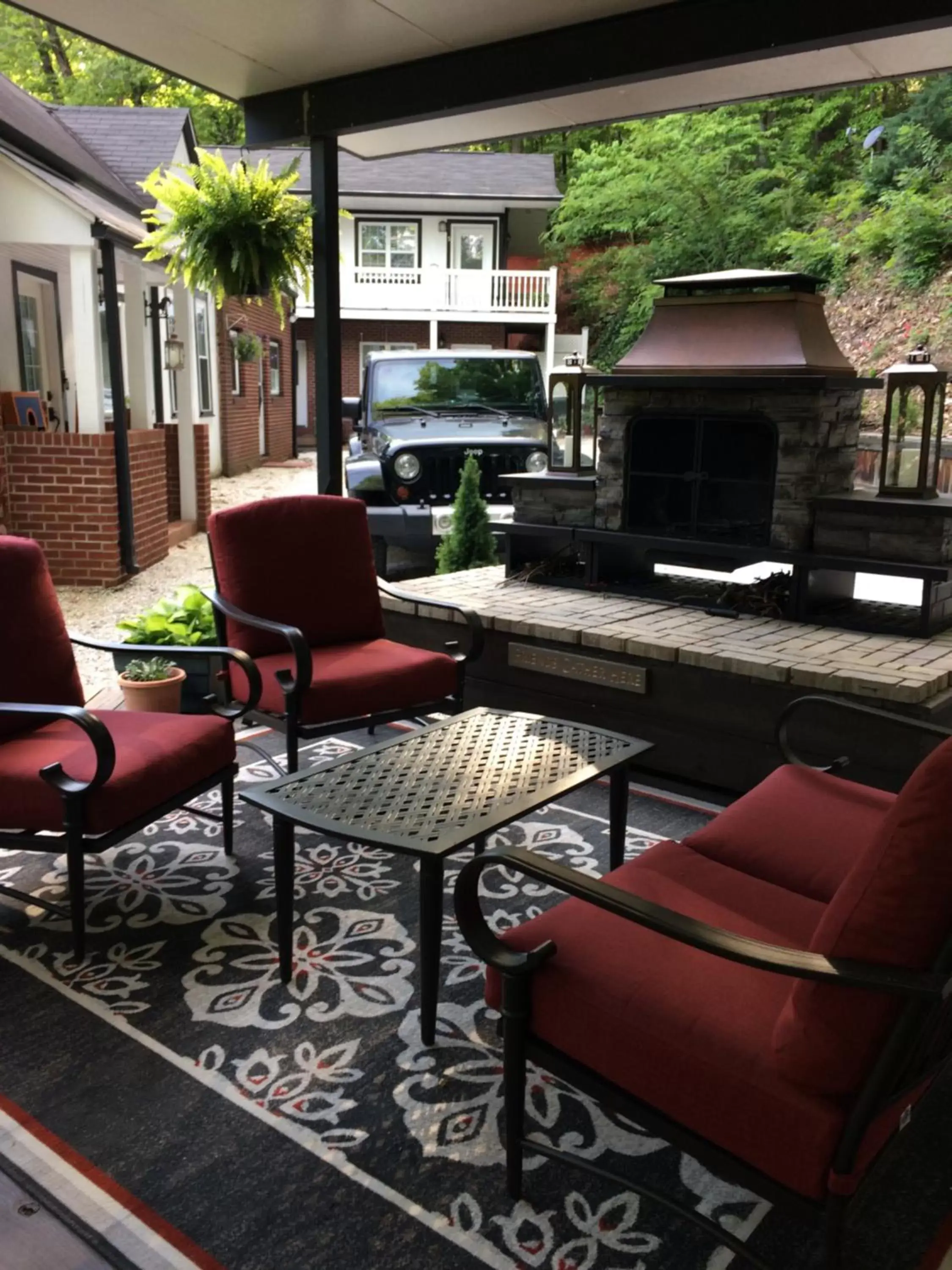Property building, Seating Area in Grafton Lodge