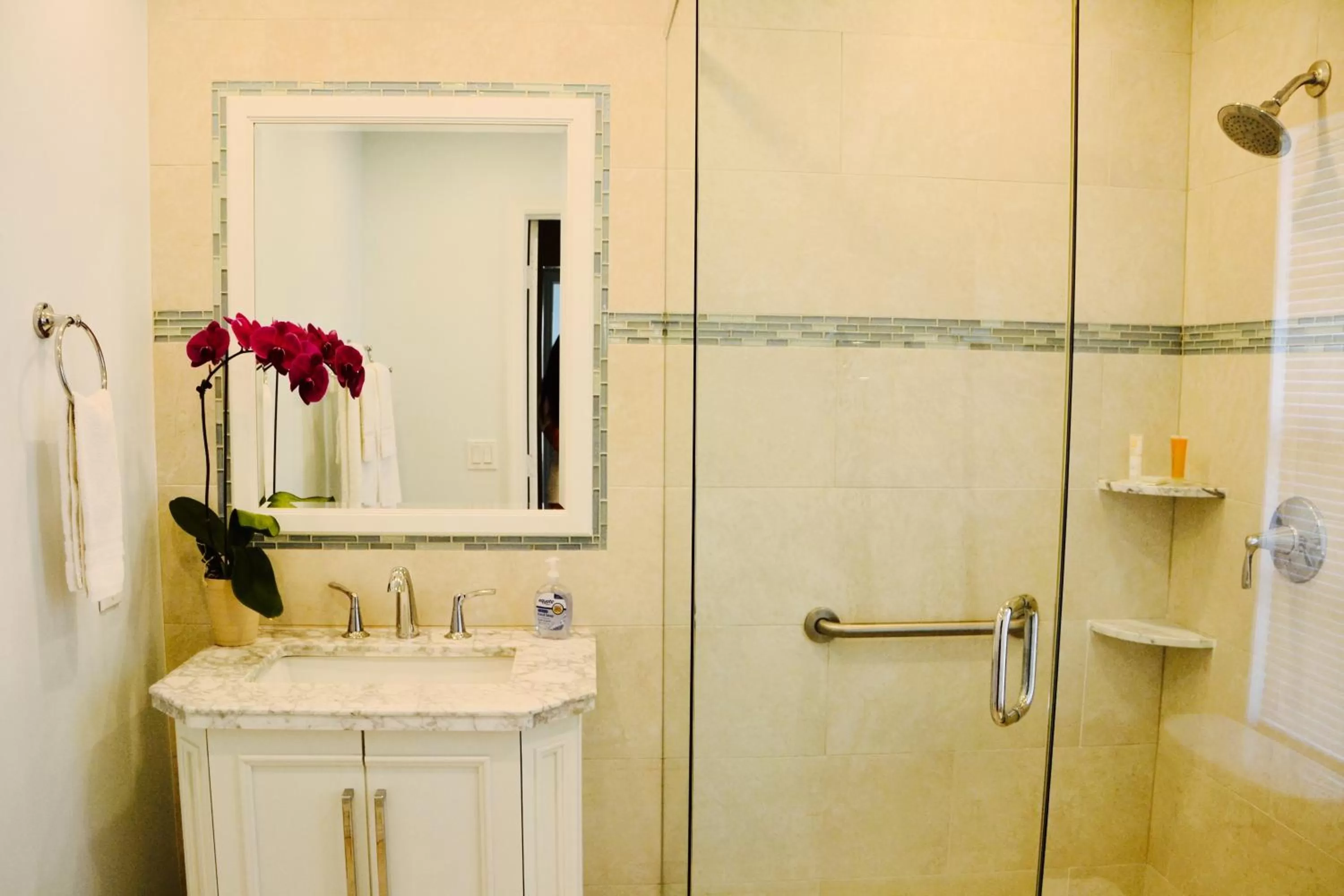 Bathroom in Sea Turtle Inn