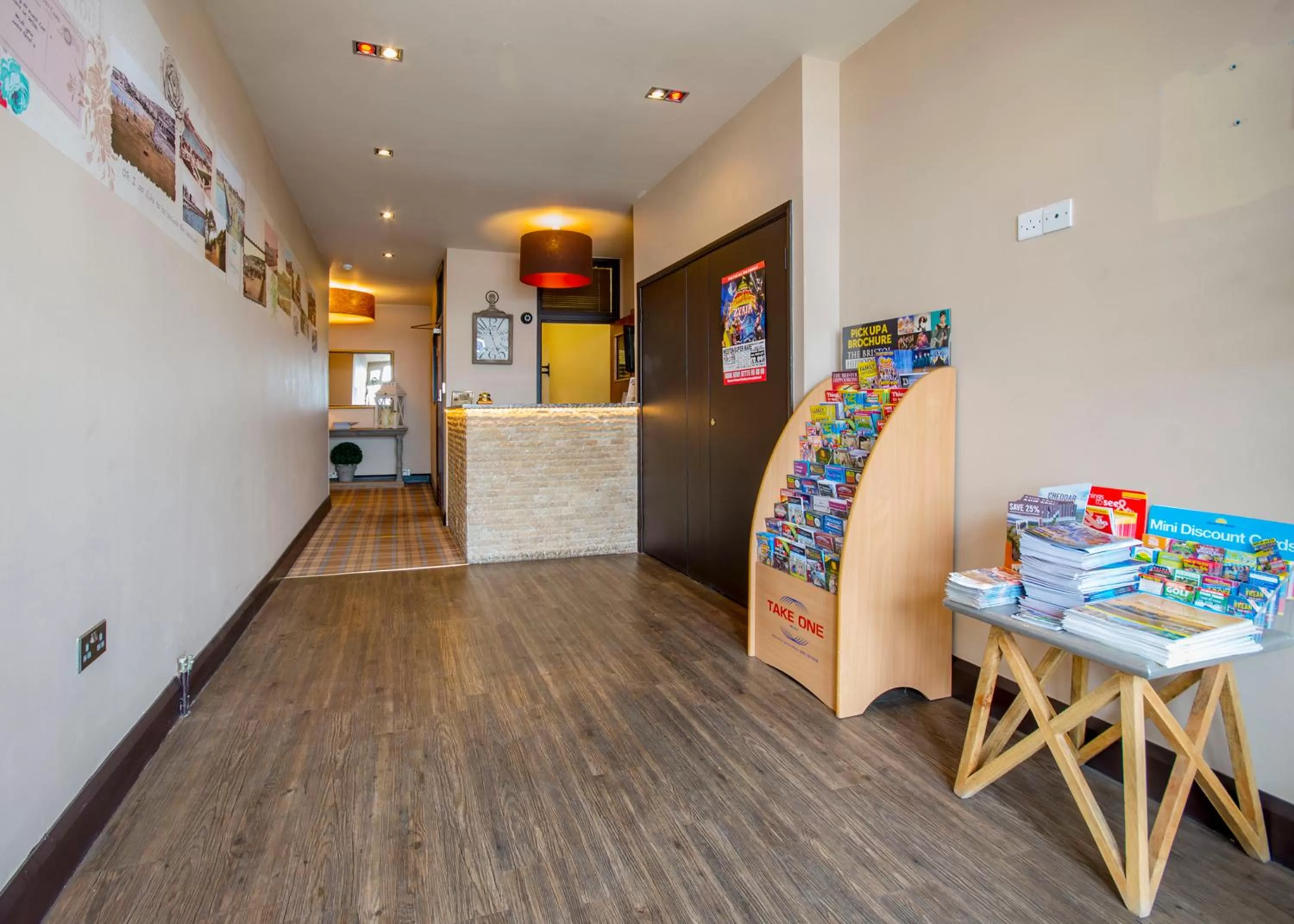 Lobby or reception in Smiths Hotel