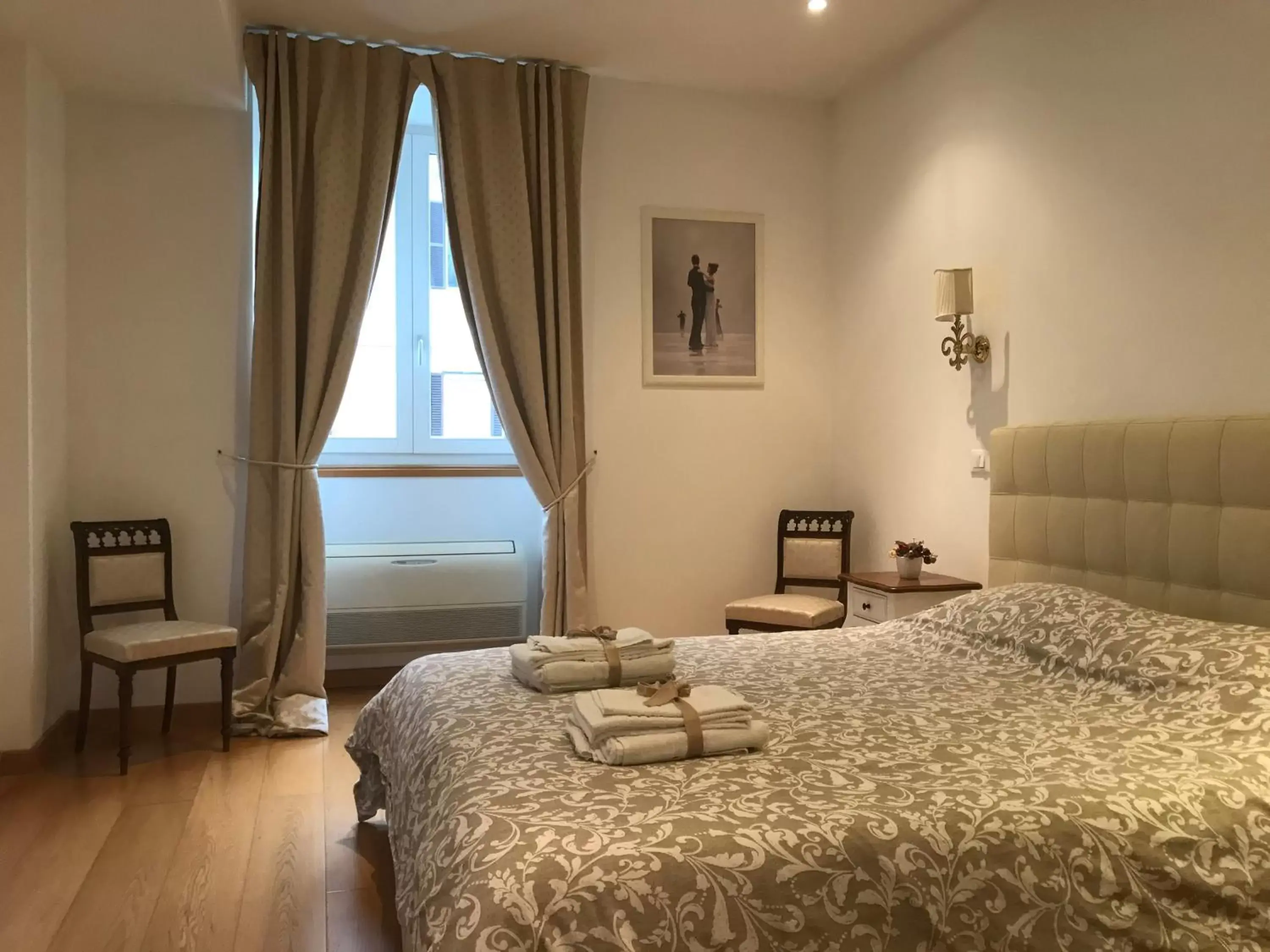 Bedroom, Bed in I Prati di Roma Suites