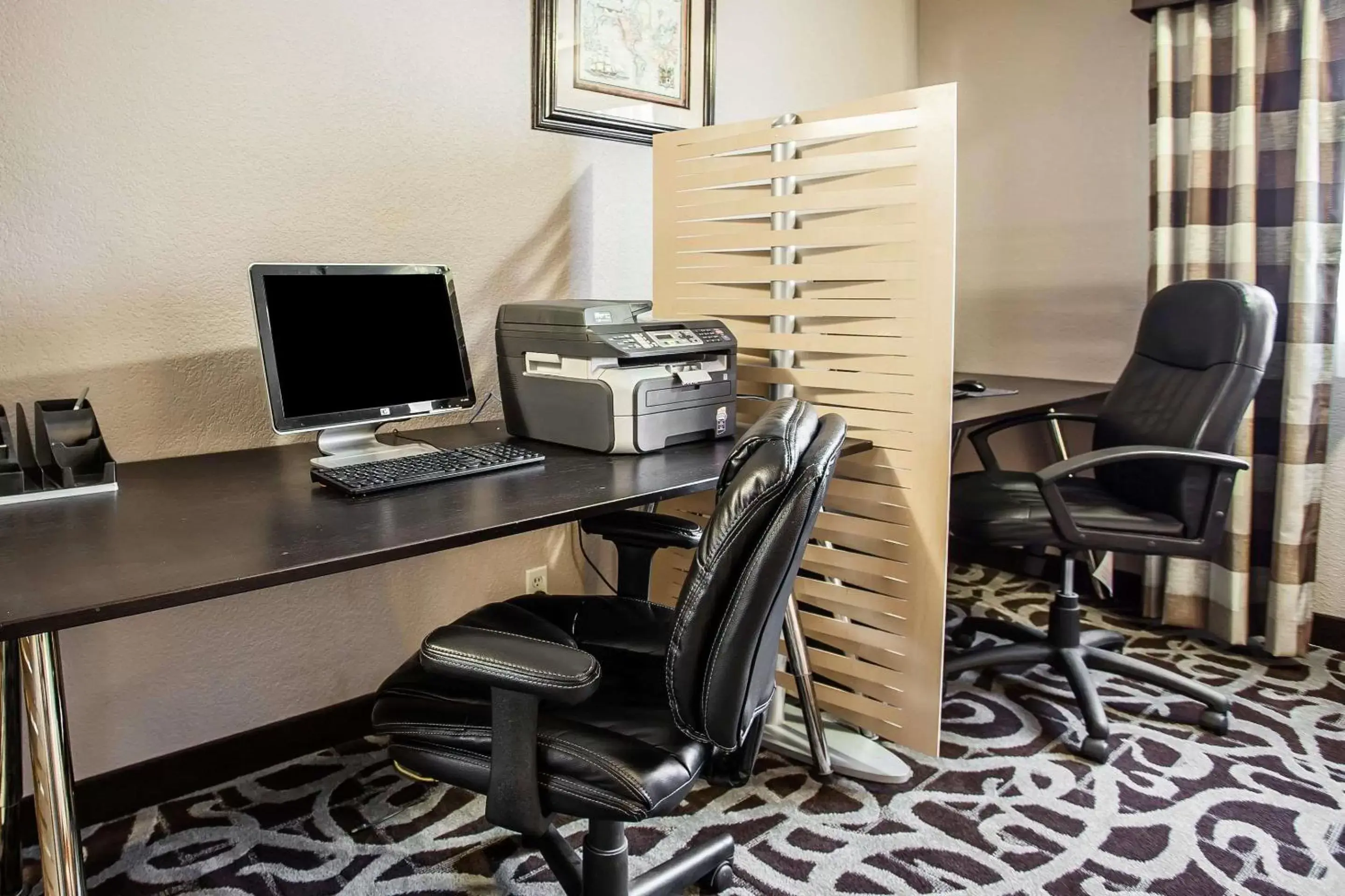 On site, Business Area/Conference Room in Clarion Inn Renton-Seattle