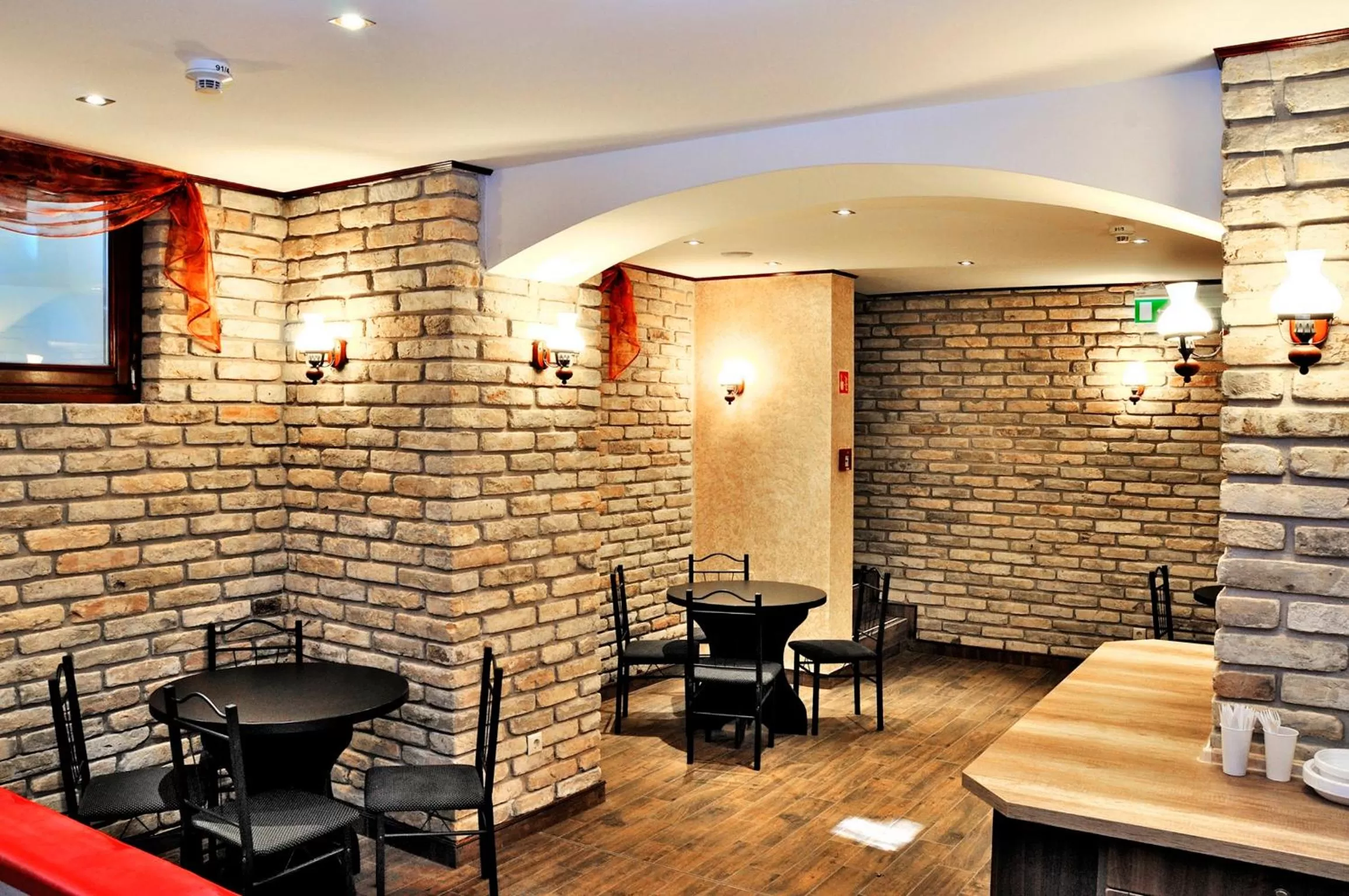 Restaurant/places to eat in Partium Hotel Szeged