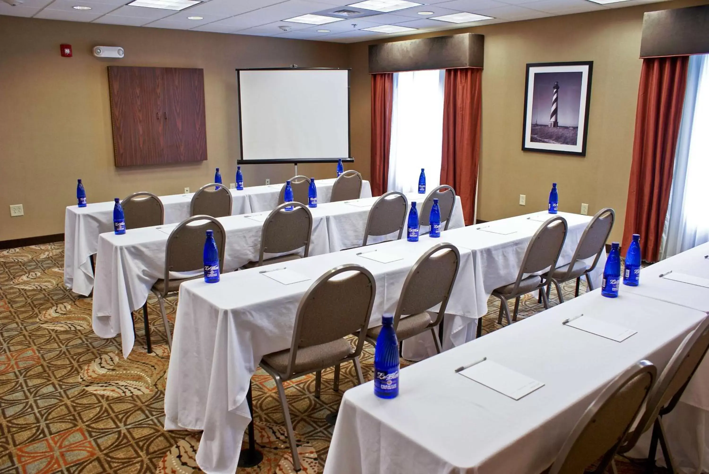 Meeting/conference room in Hampton Inn & Suites Charlotte-Airport