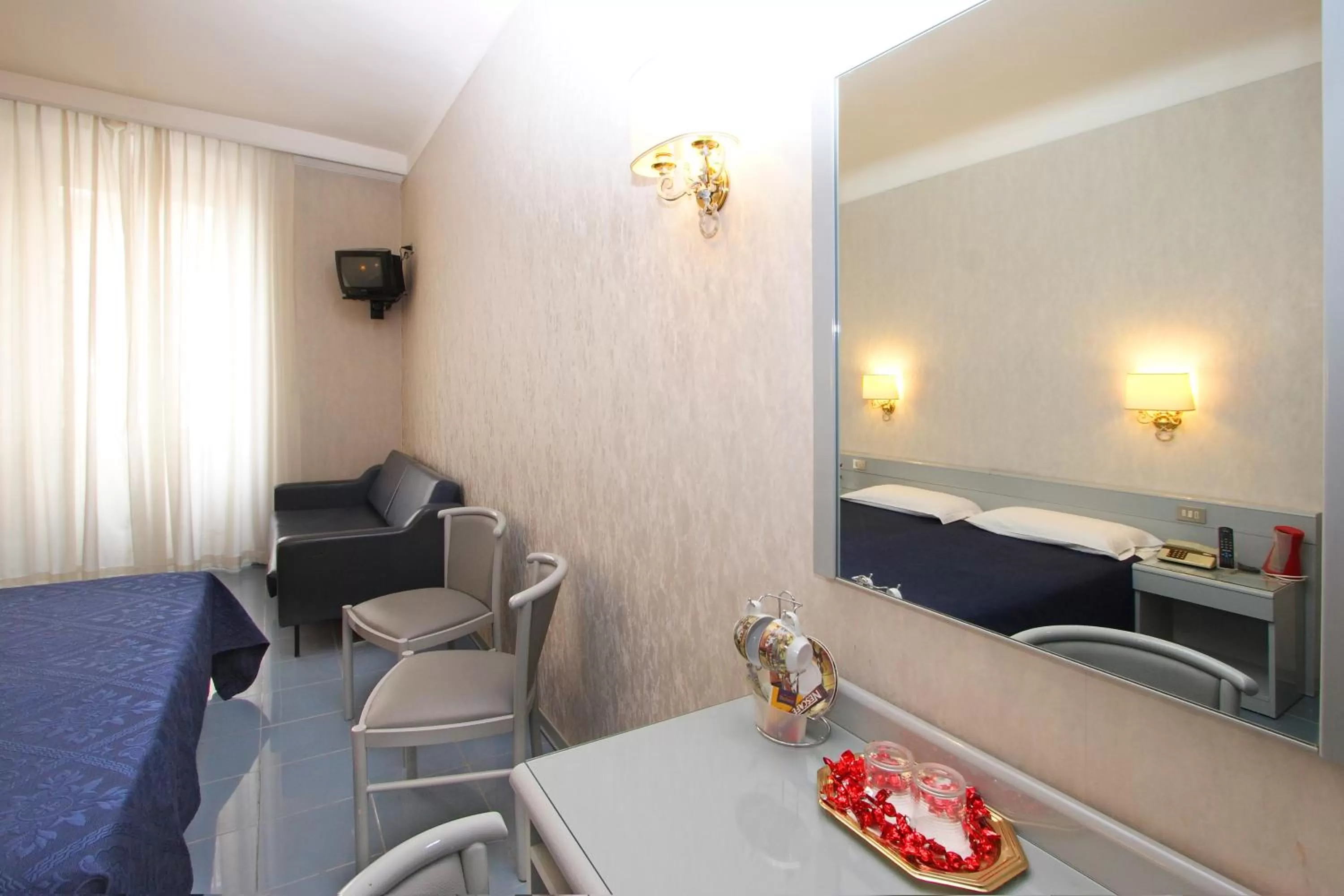 Bedroom, Bed in Hotel Roma