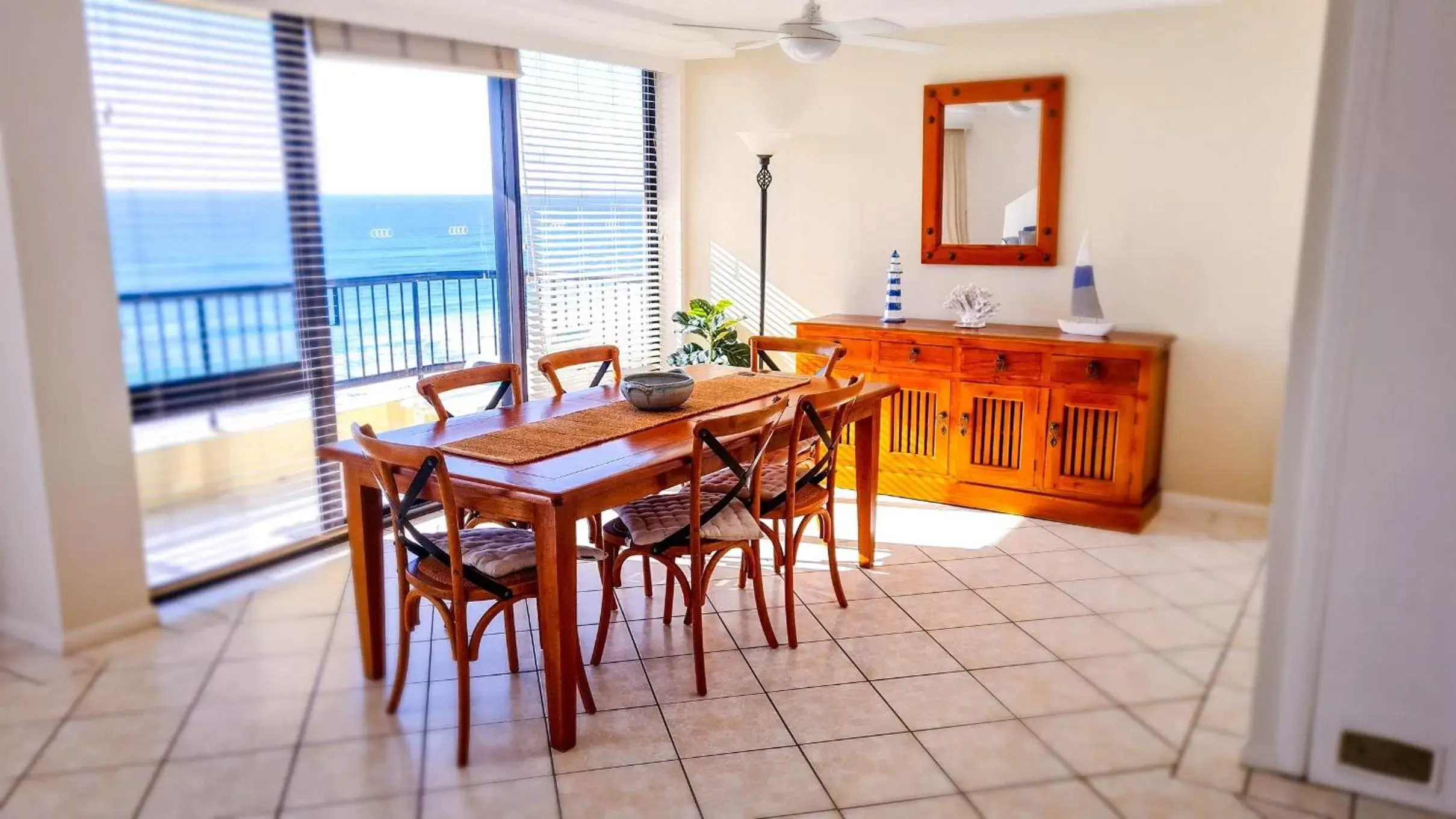 Dining Area in Pelican Sands Beach Resort
