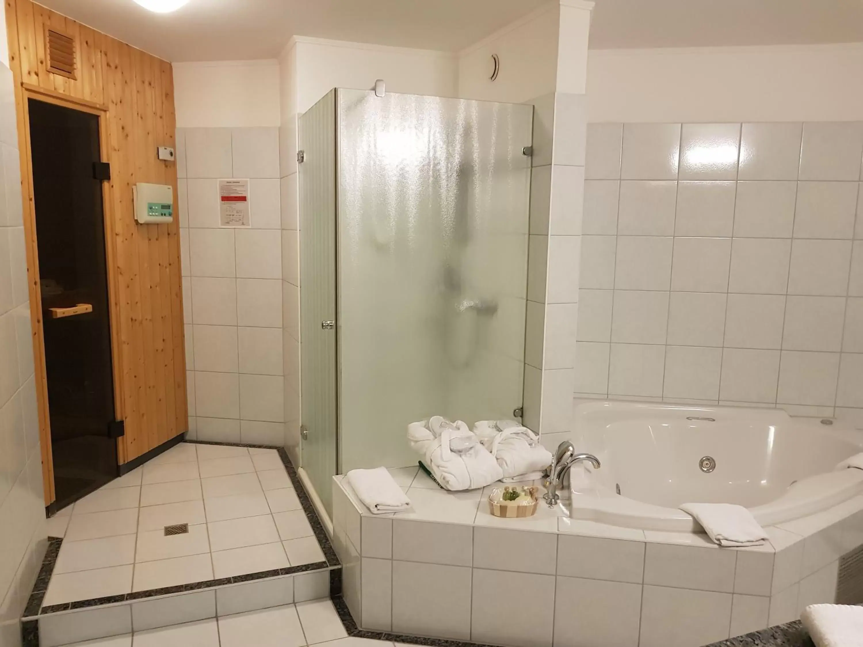 Bathroom in Hotel Waldschlösschen