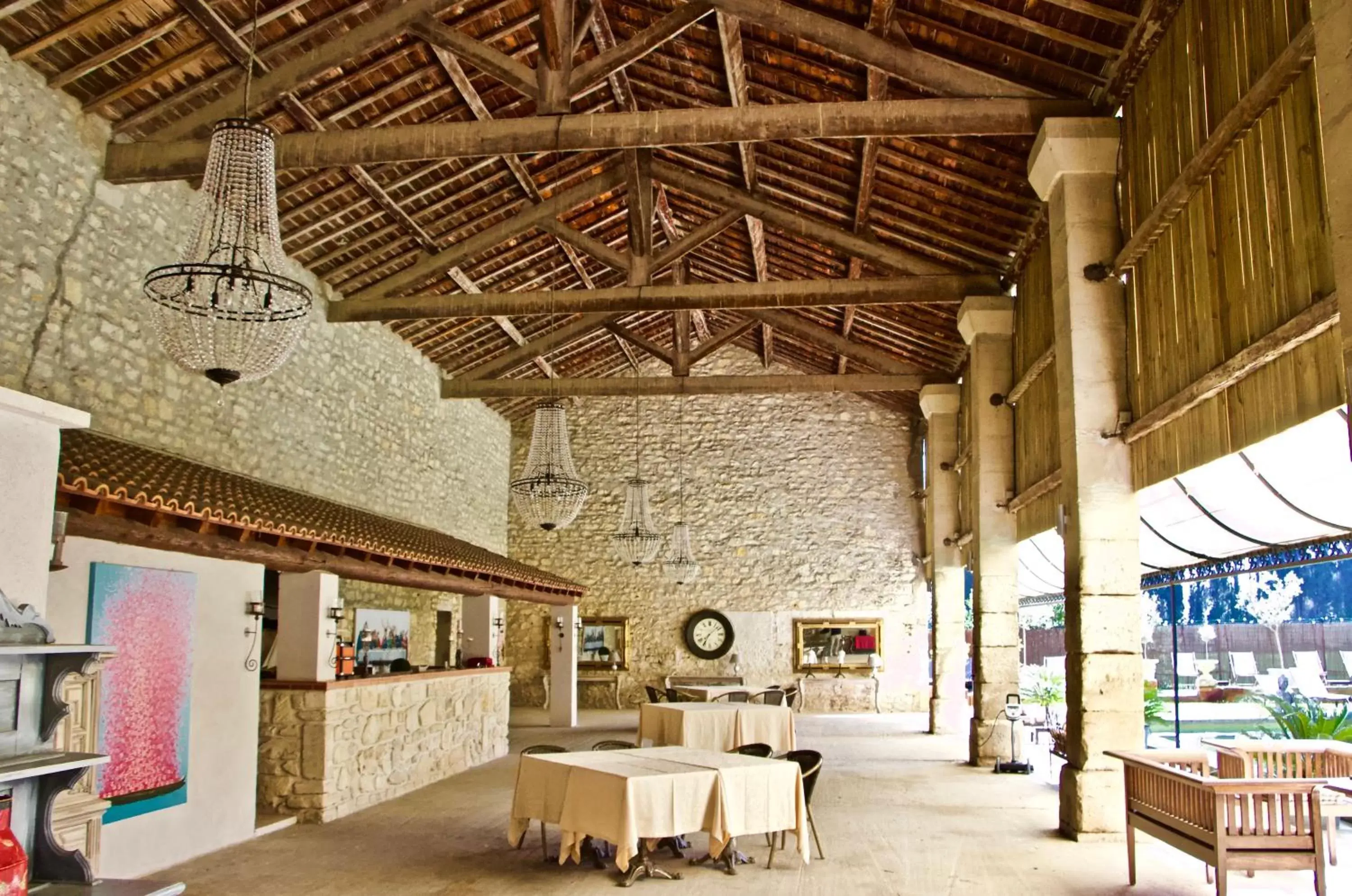 Restaurant/Places to Eat in Mas des Comtes de Provence