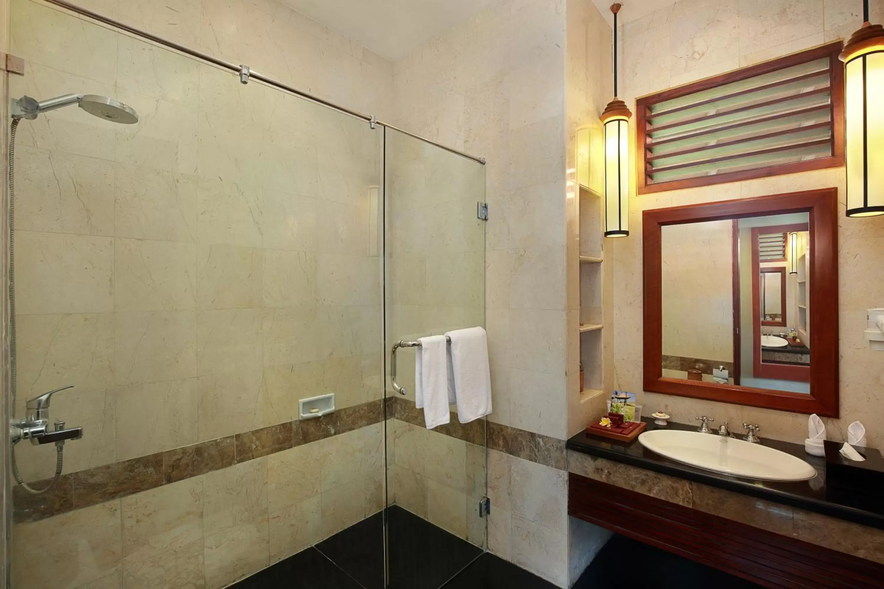 Bathroom in Bali Niksoma Boutique Beach Resort