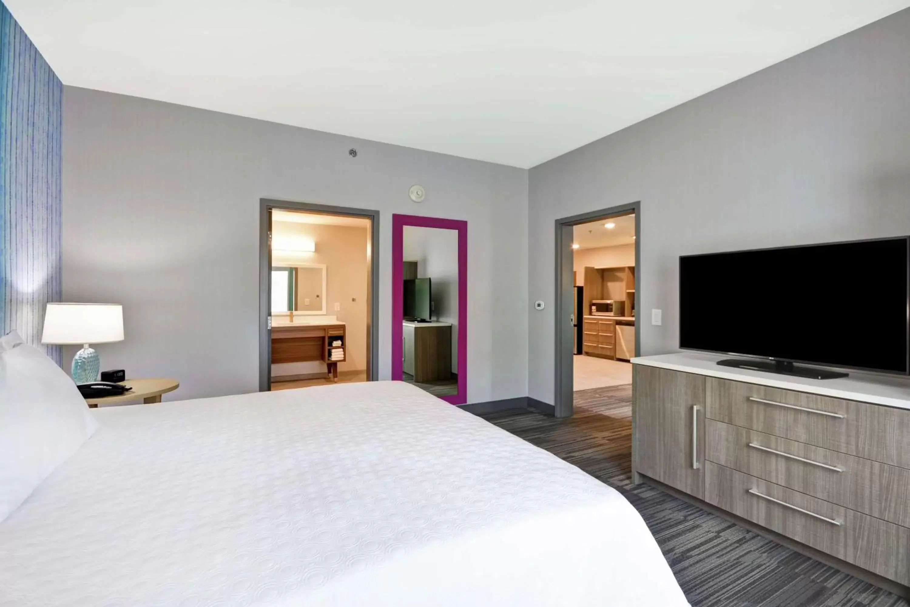 Bedroom, Bed in Home2 Suites By Hilton Atlanta Lithia Springs