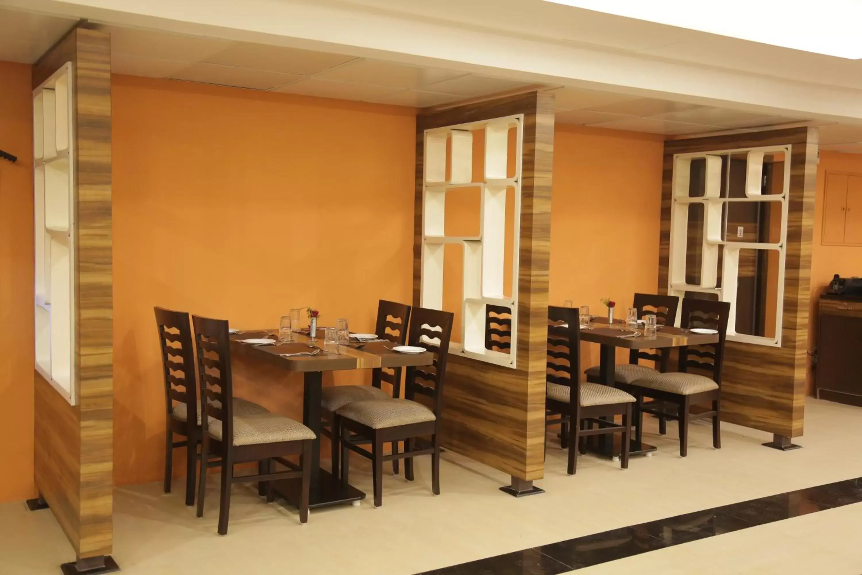 Restaurant/places to eat in Rangalaya Royal Restaurant/places to eat in Rangalaya Royal