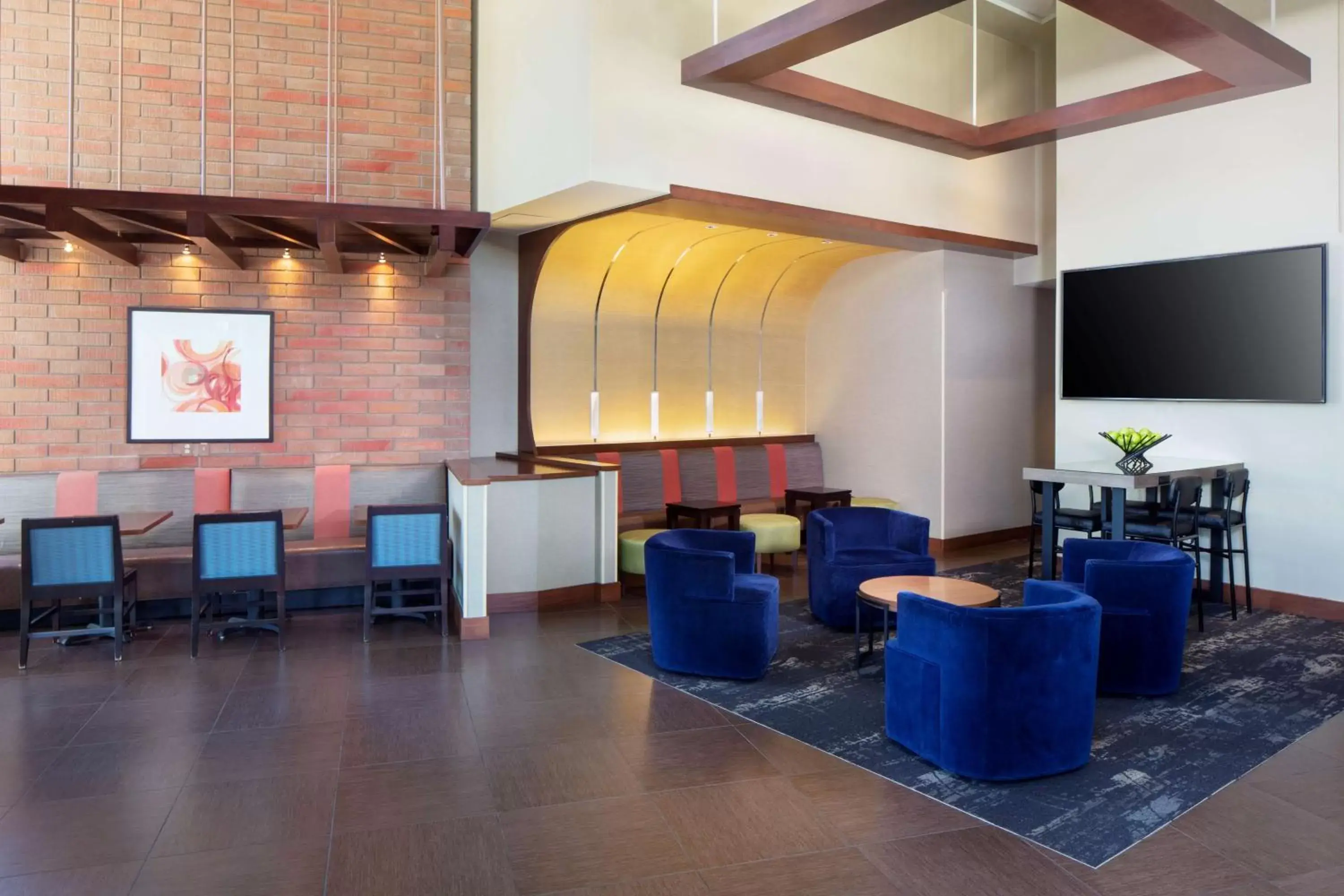 Lobby or reception in Hyatt Place Phoenix/ Mesa