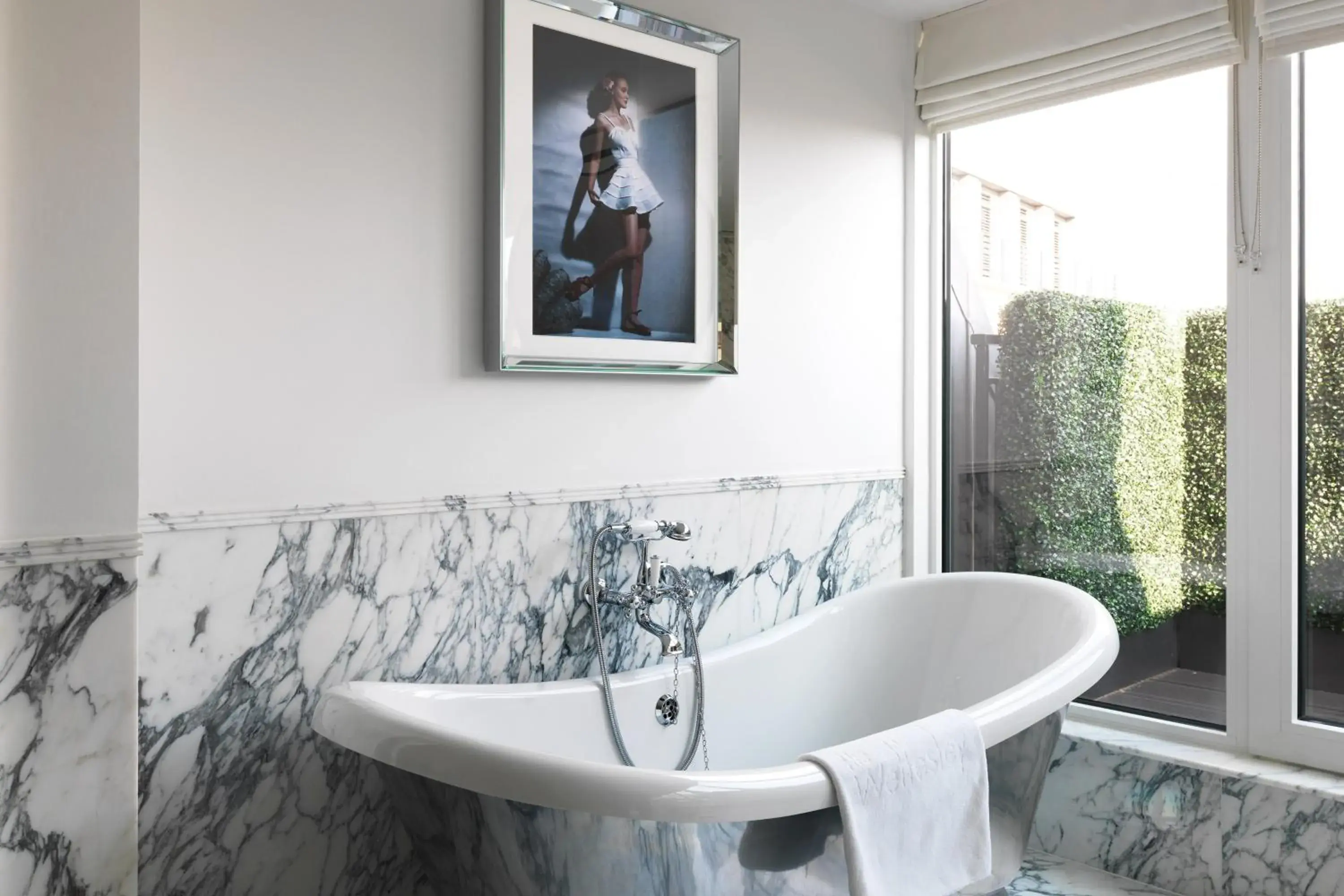 Bathroom in The Wellesley Knightsbridge, a Luxury Collection Hotel, London
