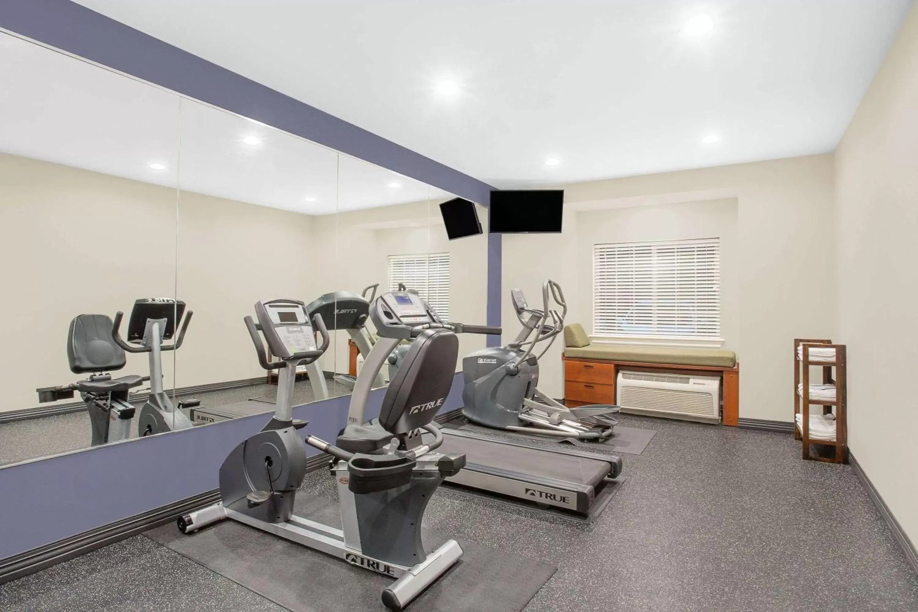 Fitness centre/facilities, Fitness Center/Facilities in Microtel by Wyndham Bentonville