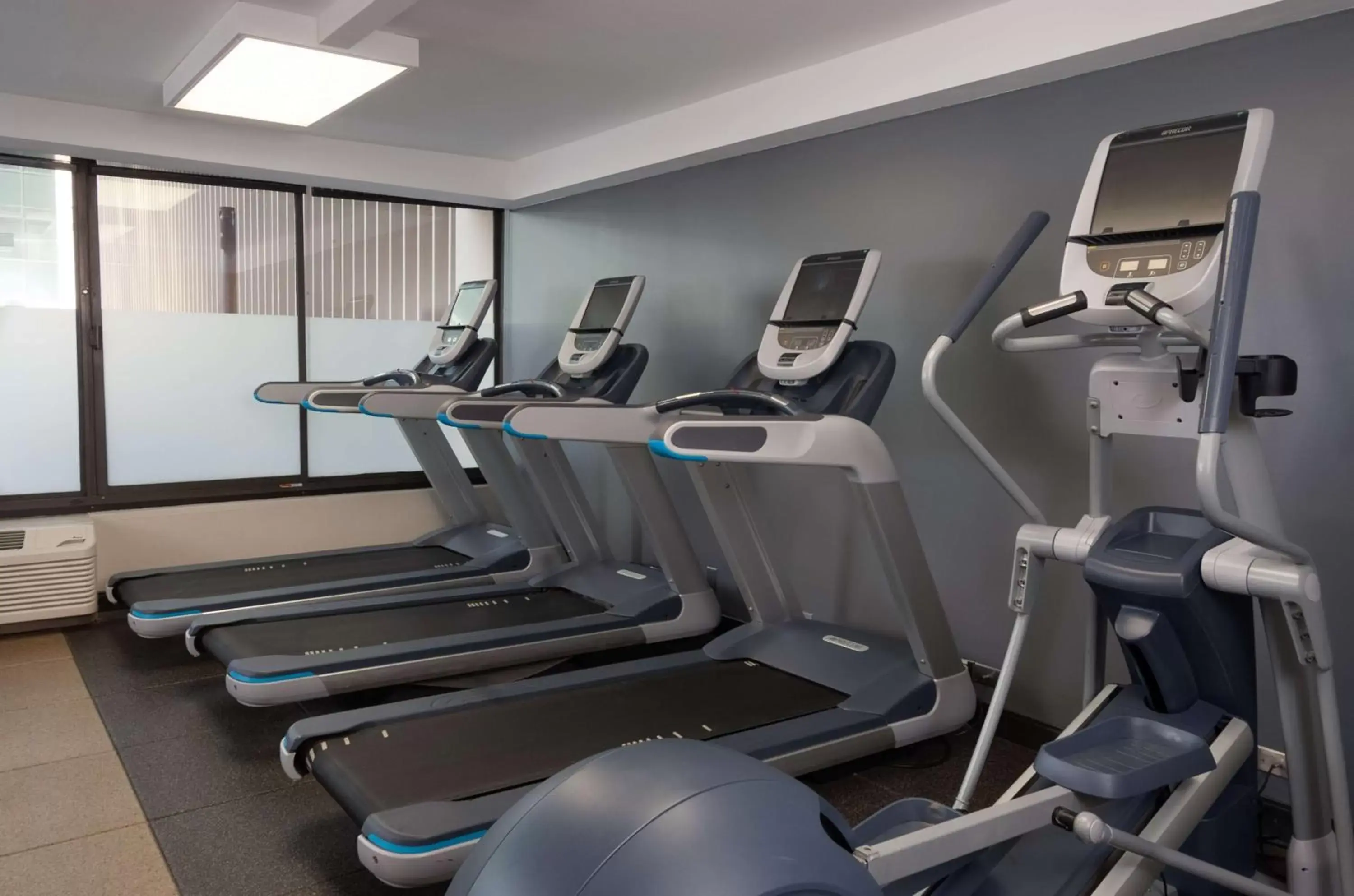 Fitness centre/facilities, Fitness Center/Facilities in DoubleTree by Hilton Hotel Cleveland Downtown - Lakeside