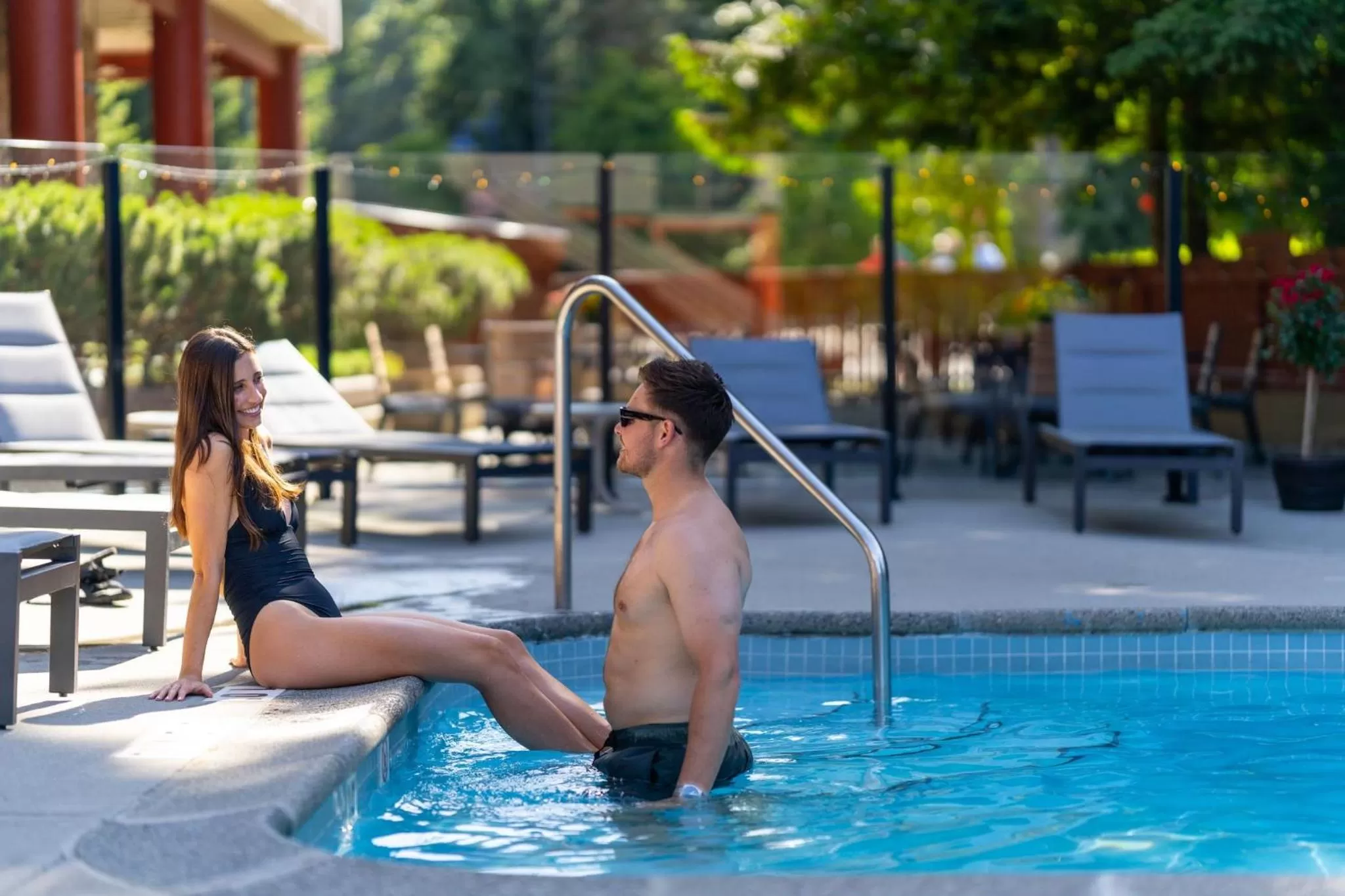 Swimming pool in Whistler Village Inn & Suites