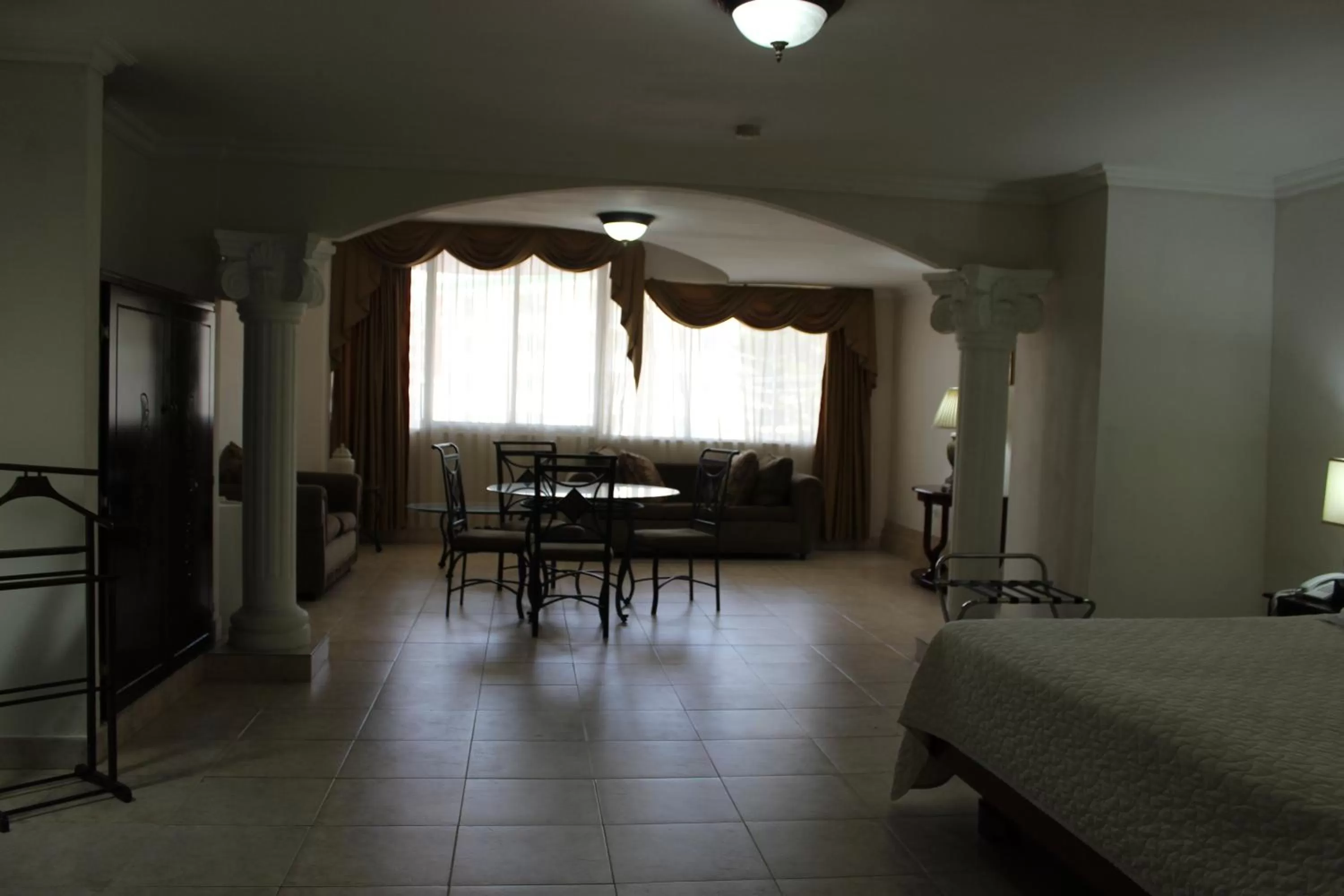 Day, Bed in Hotel Parador