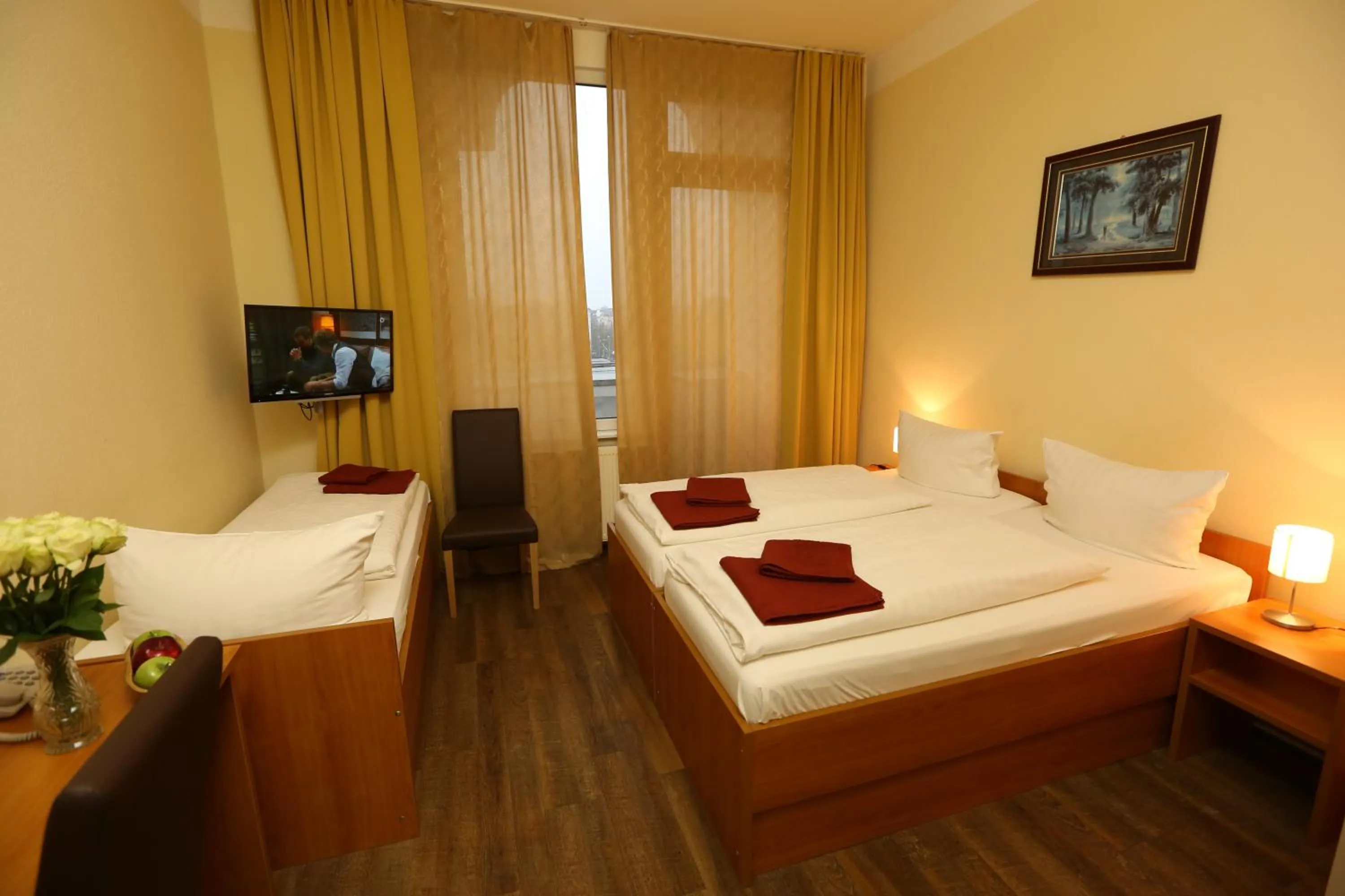 Bed in Hotel AI Königshof