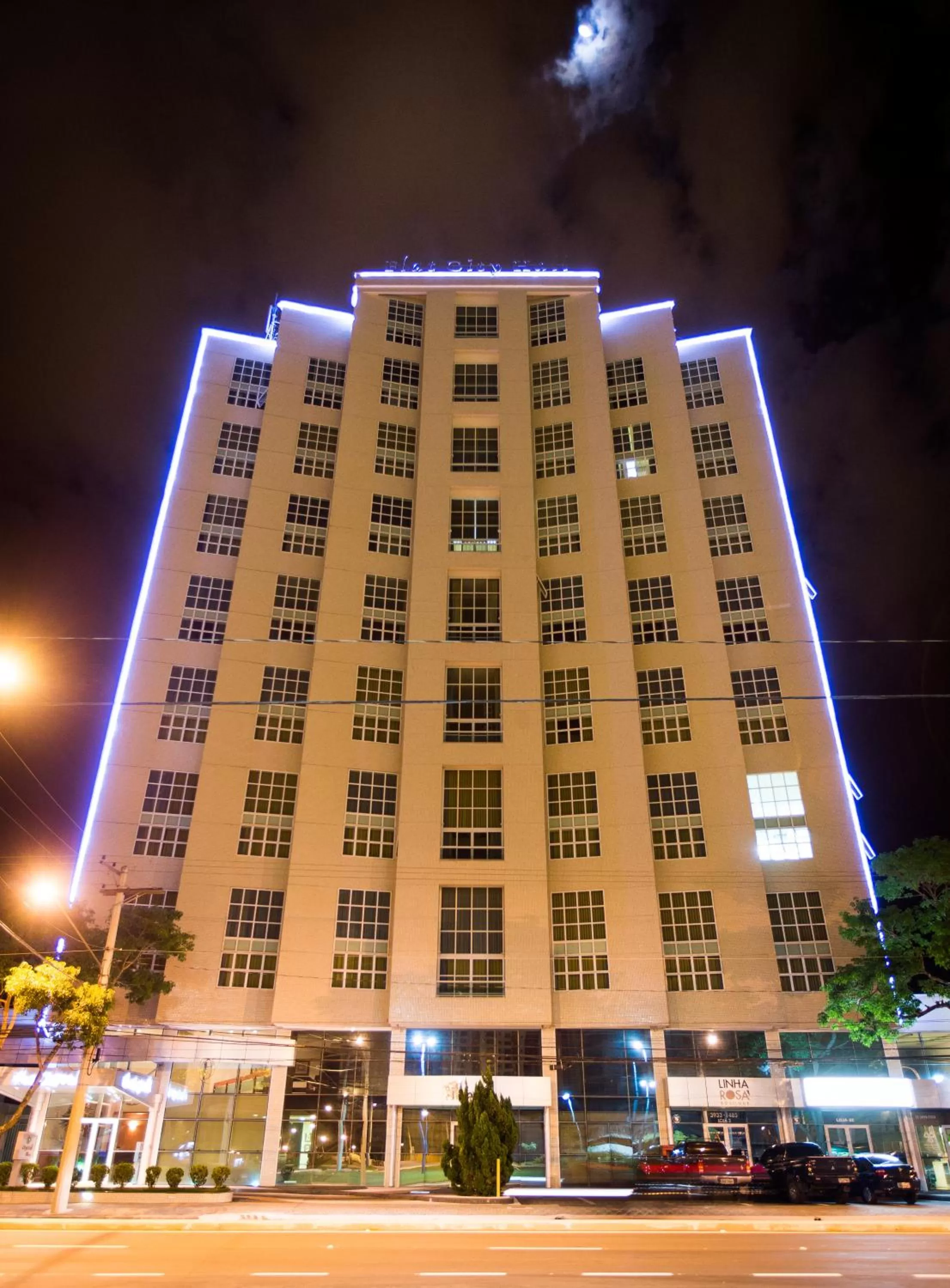 Property building in Hotel City Hall