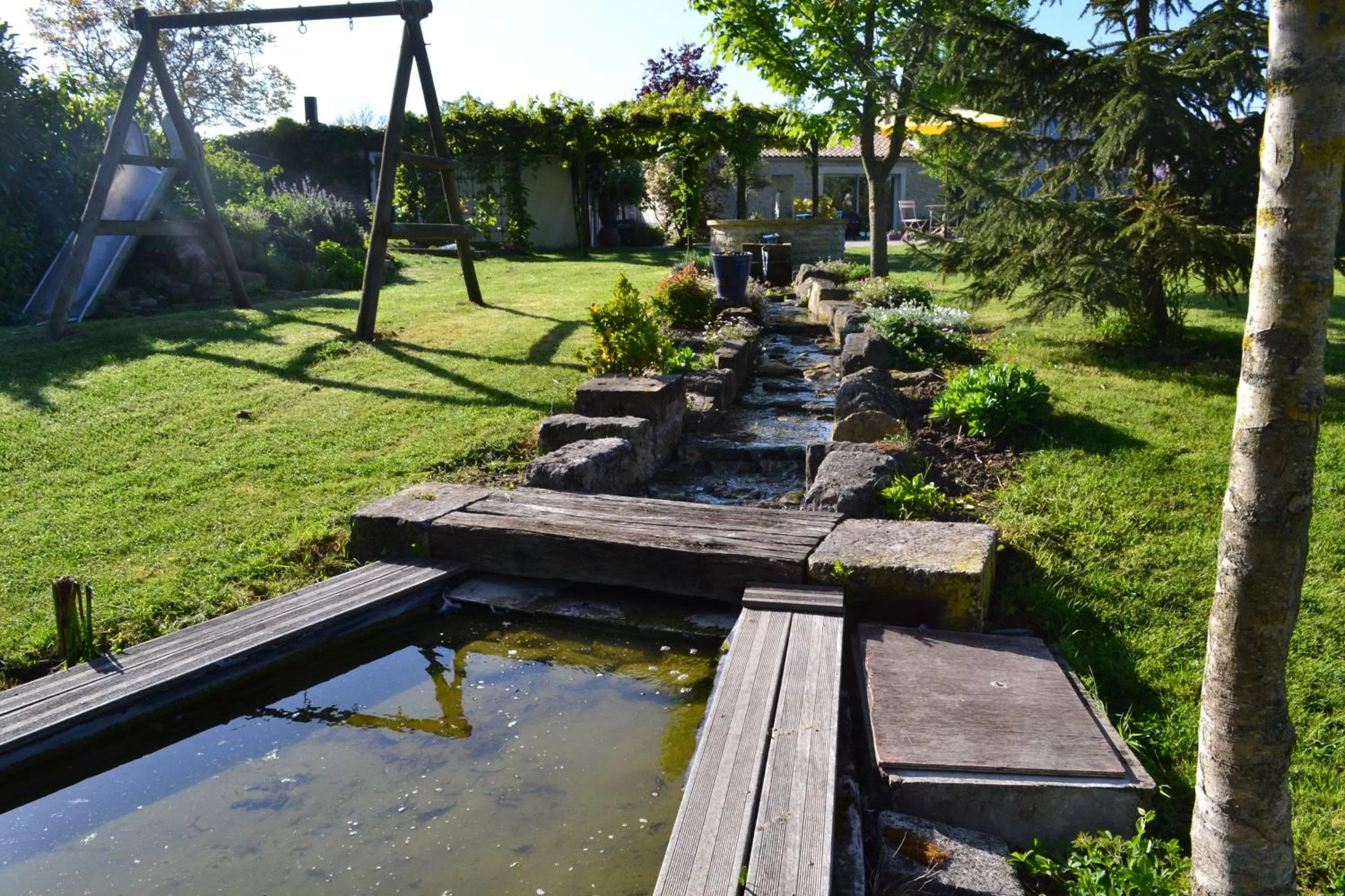 Property building in L'instant bleu