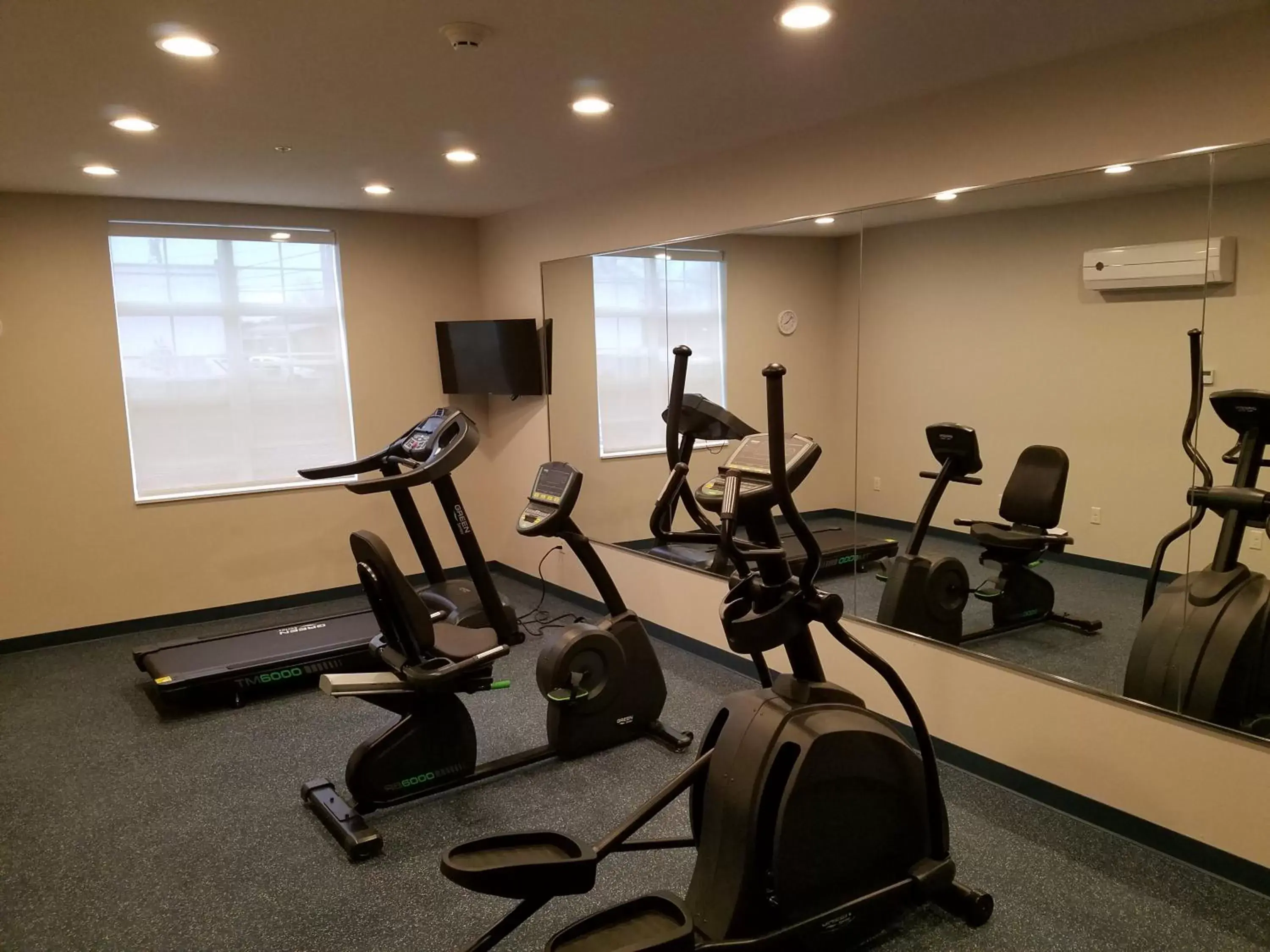 Fitness centre/facilities, Fitness Center/Facilities in Microtel Inn & Suites by Wyndham Niagara Falls