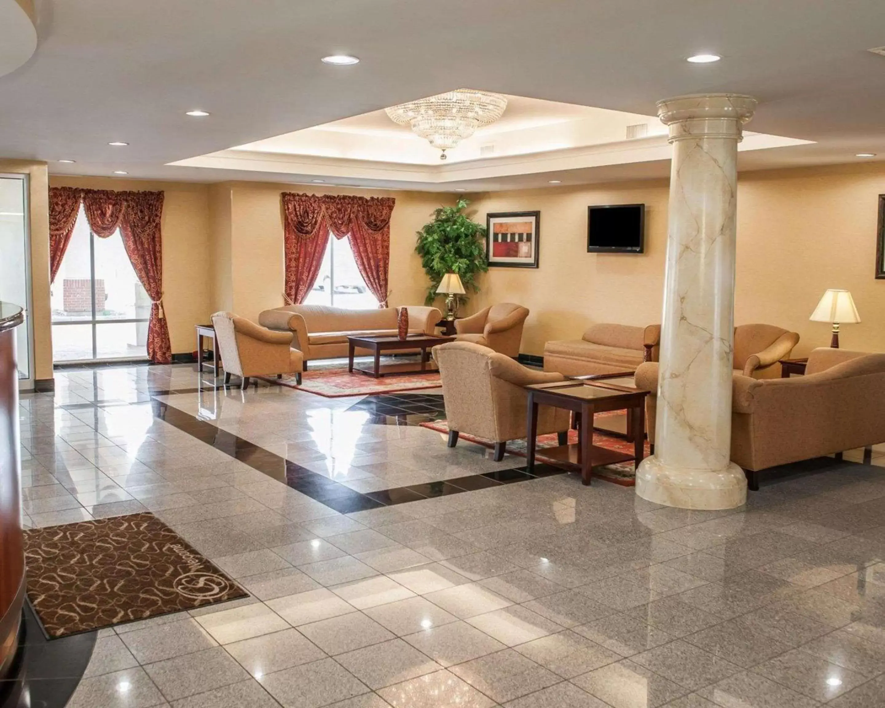 Lobby or reception in Comfort Suites near Indianapolis Airport Lobby or reception in Comfort Suites near Indianapolis Airport