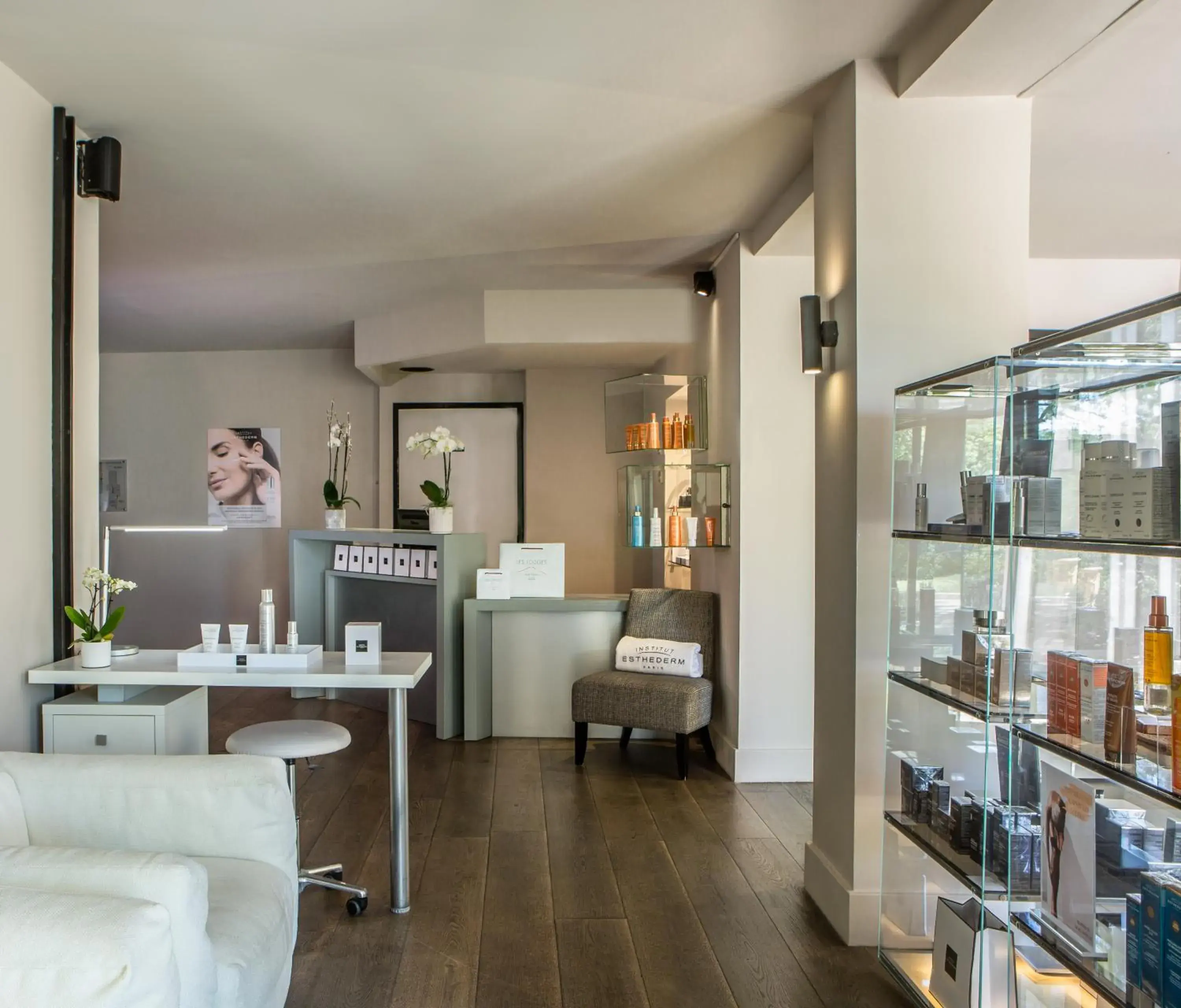 Spa and wellness centre/facilities in Les Lodges Sainte-Victoire Hotel & Spa