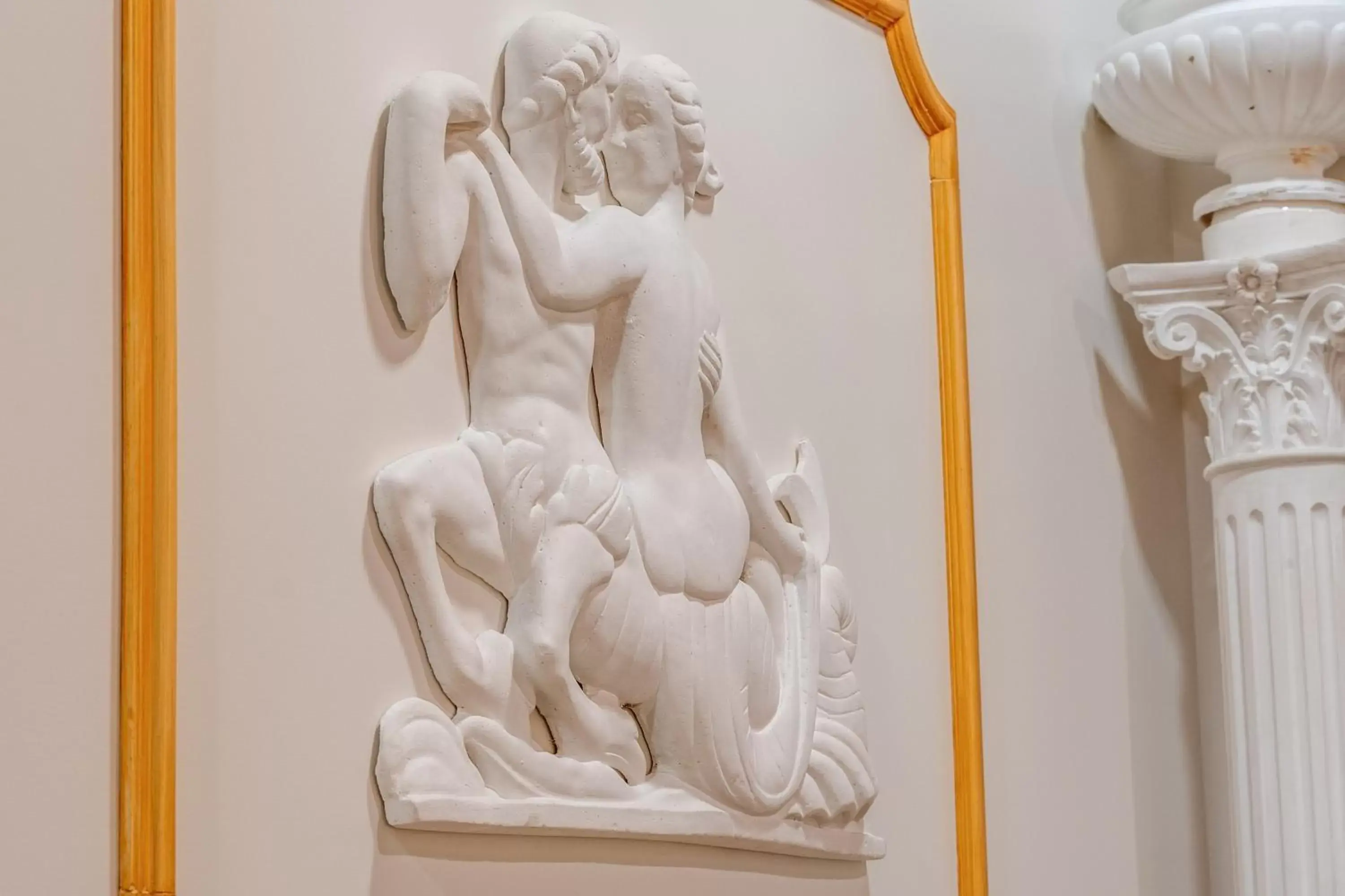Decorative detail in Matisse Royal