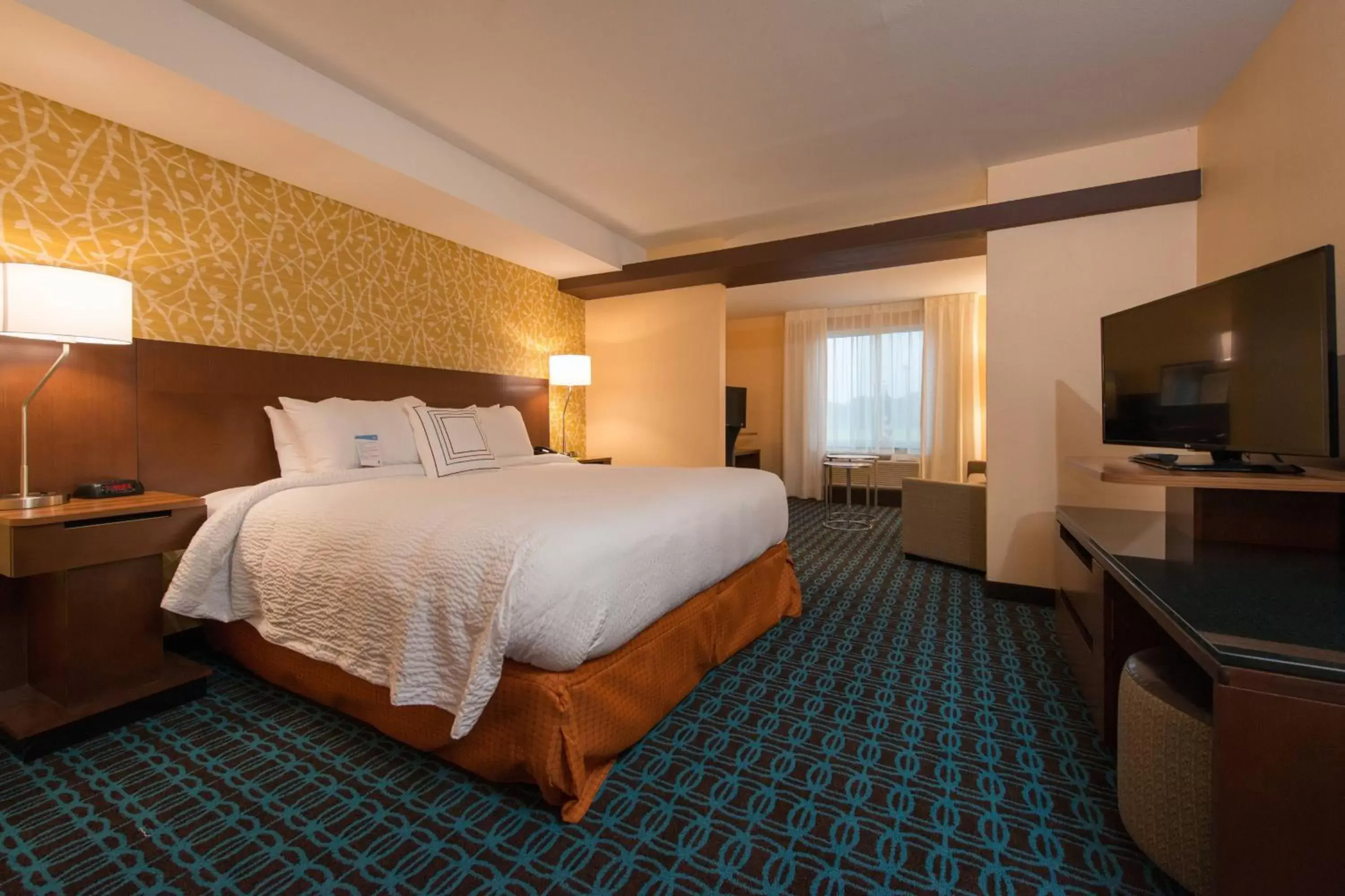 Bedroom, Bed in Fairfield Inn & Suites by Marriott Atmore