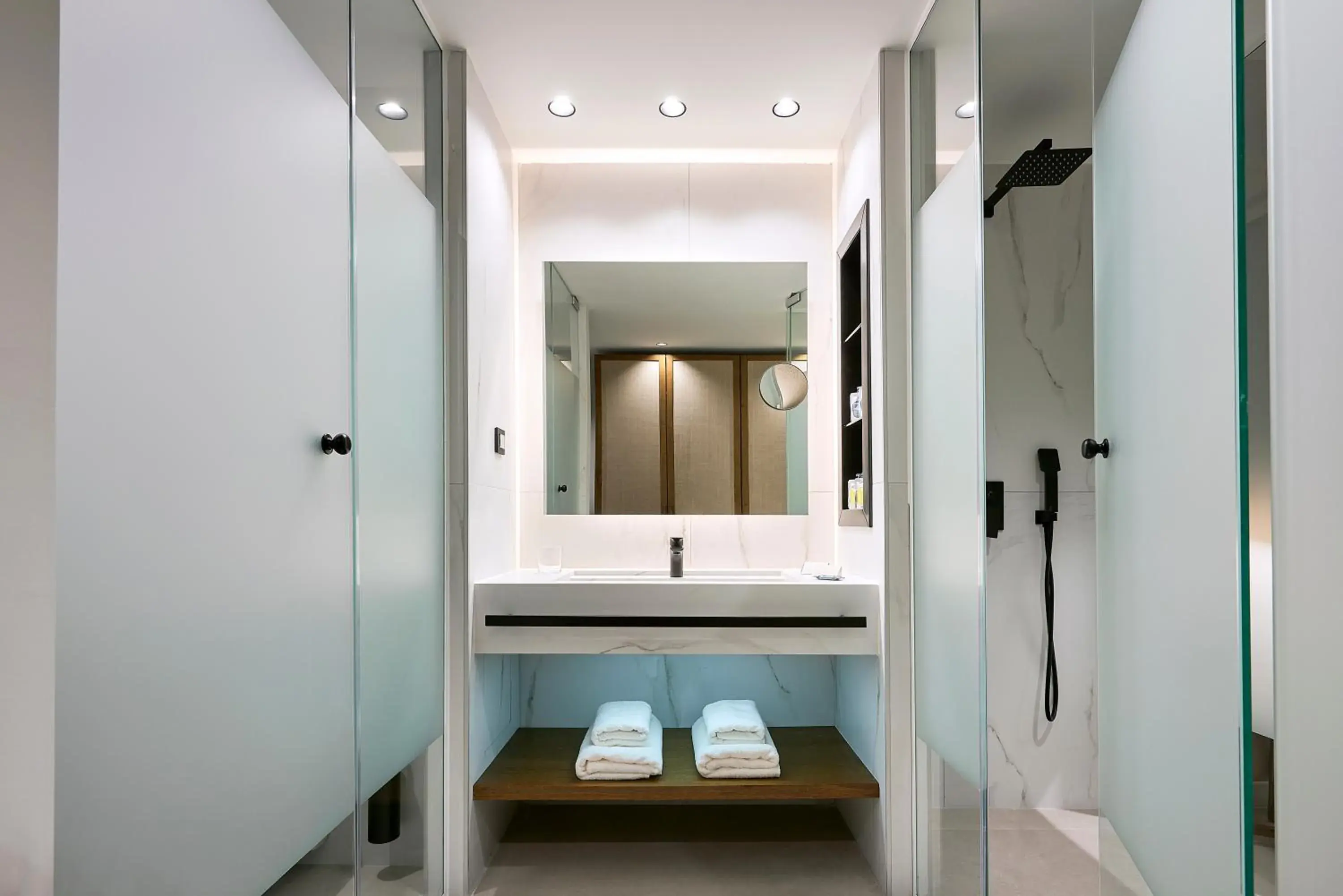 Bathroom in Michelangelo Resort & Spa