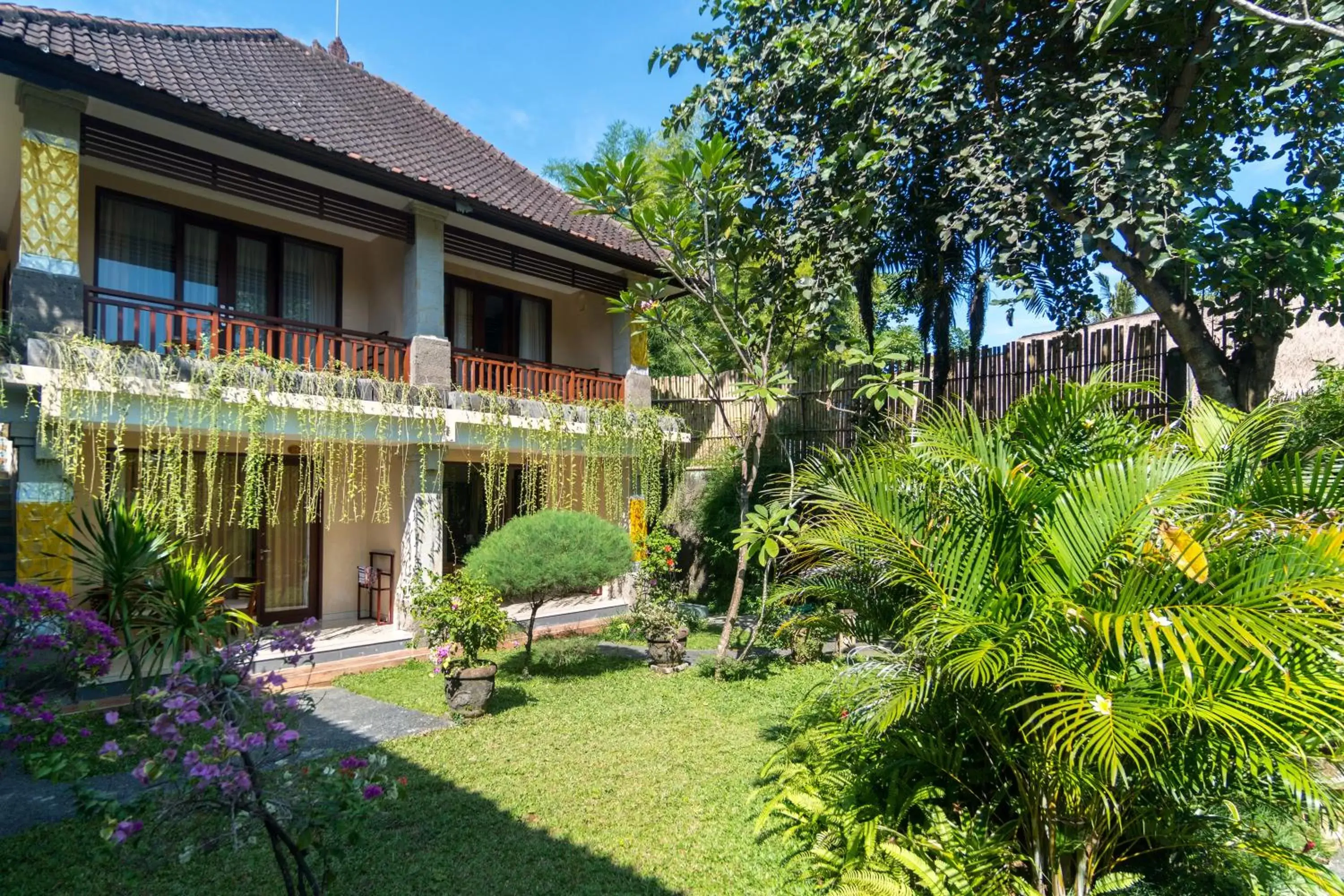 Garden, Property Building in Green Field Hotel and Restaurant