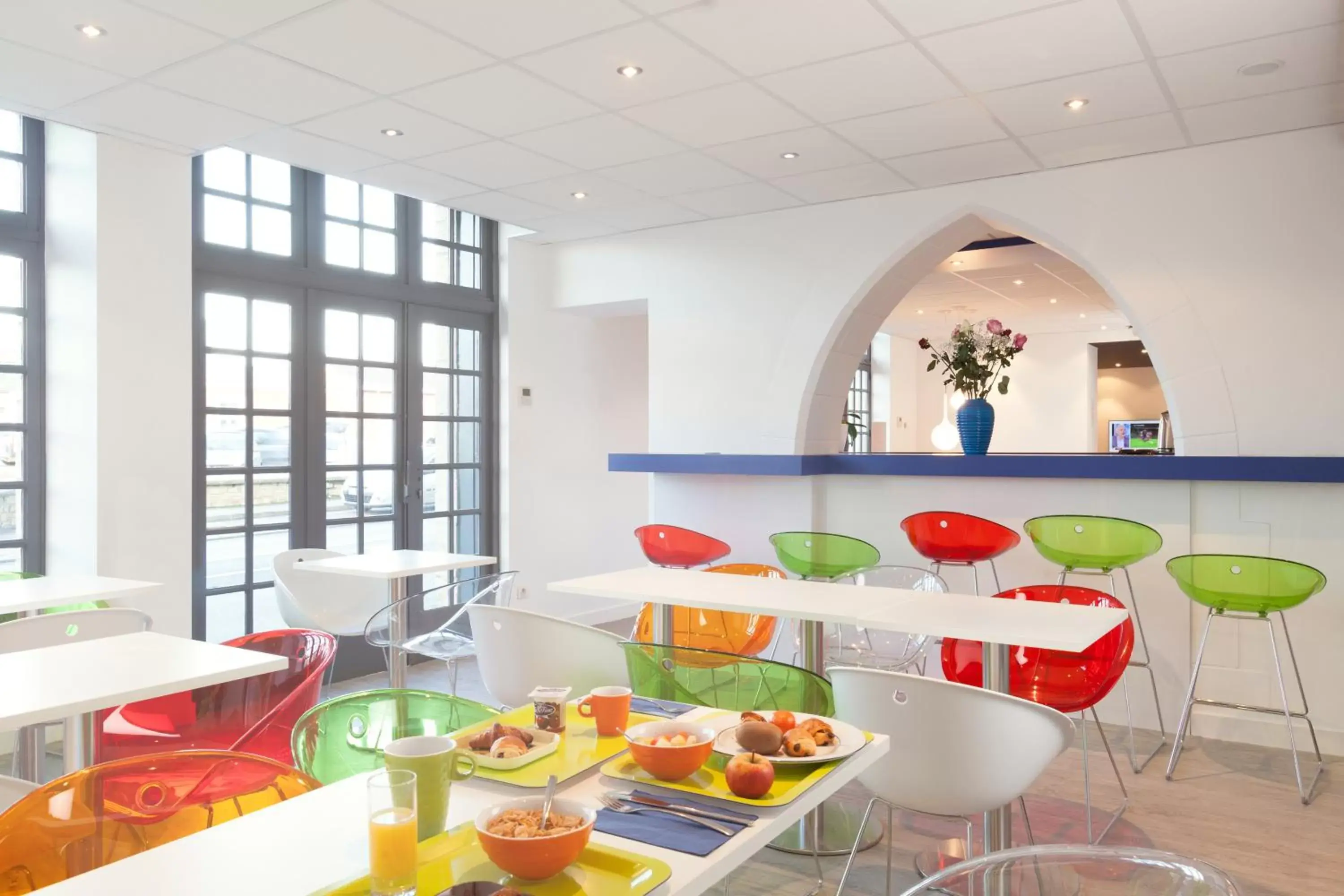 Restaurant/places to eat in ibis Styles Vannes Gare Centre