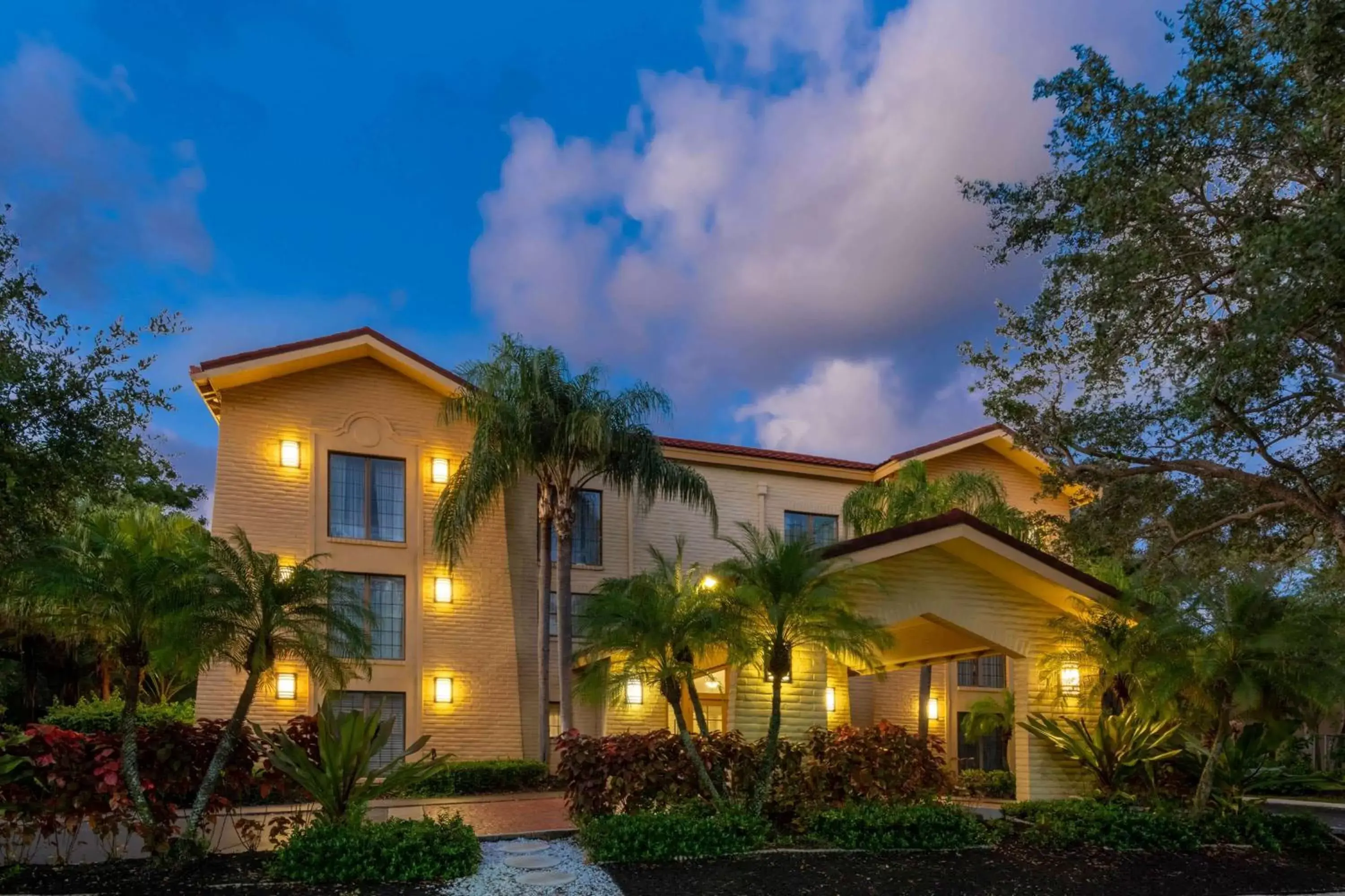 Property Building in La Quinta Inn by Wyndham Deerfield Beach I-95 at Hillsboro E