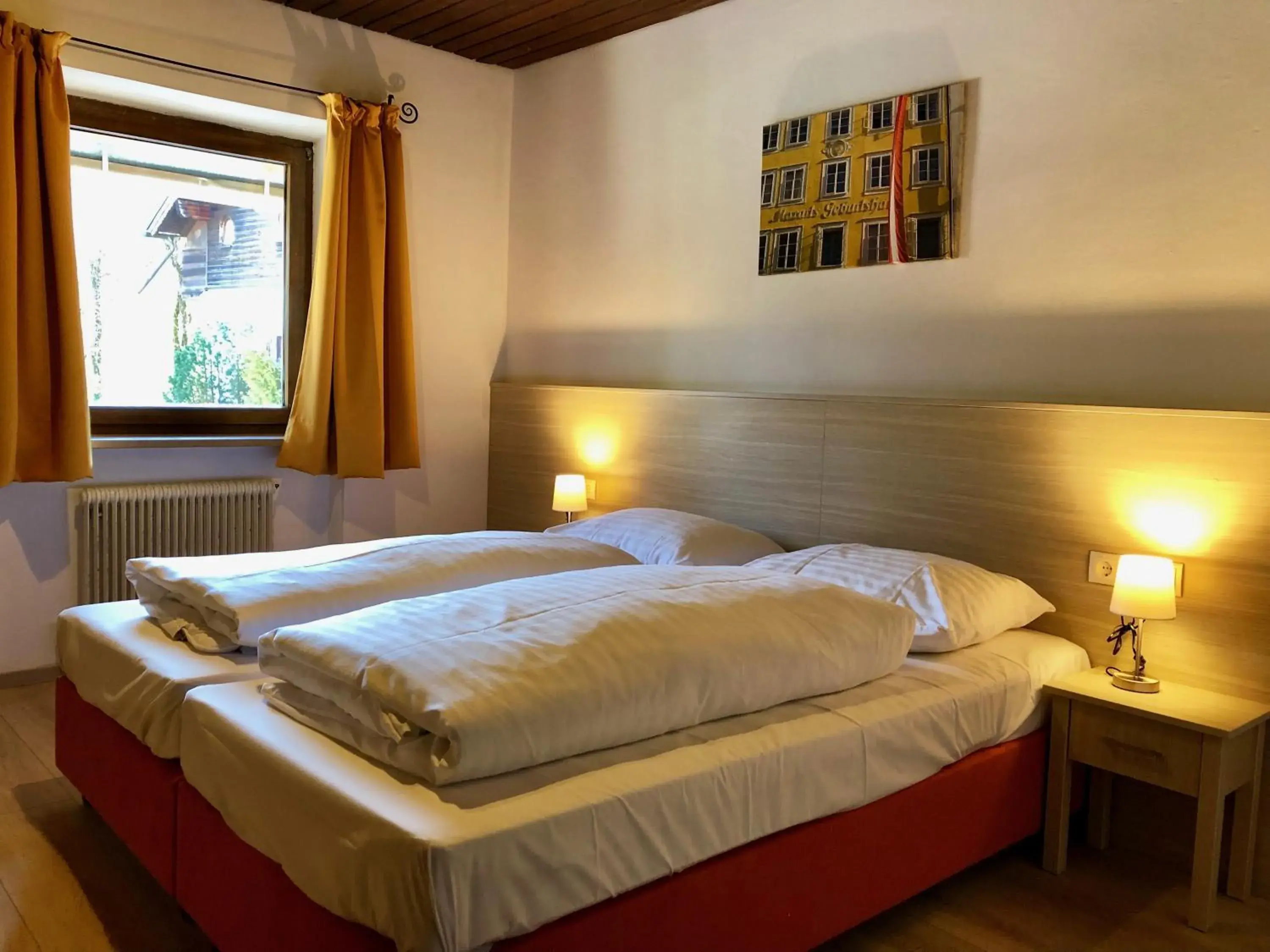 Photo of the whole room, Bed in Hotel Schöne Aussicht