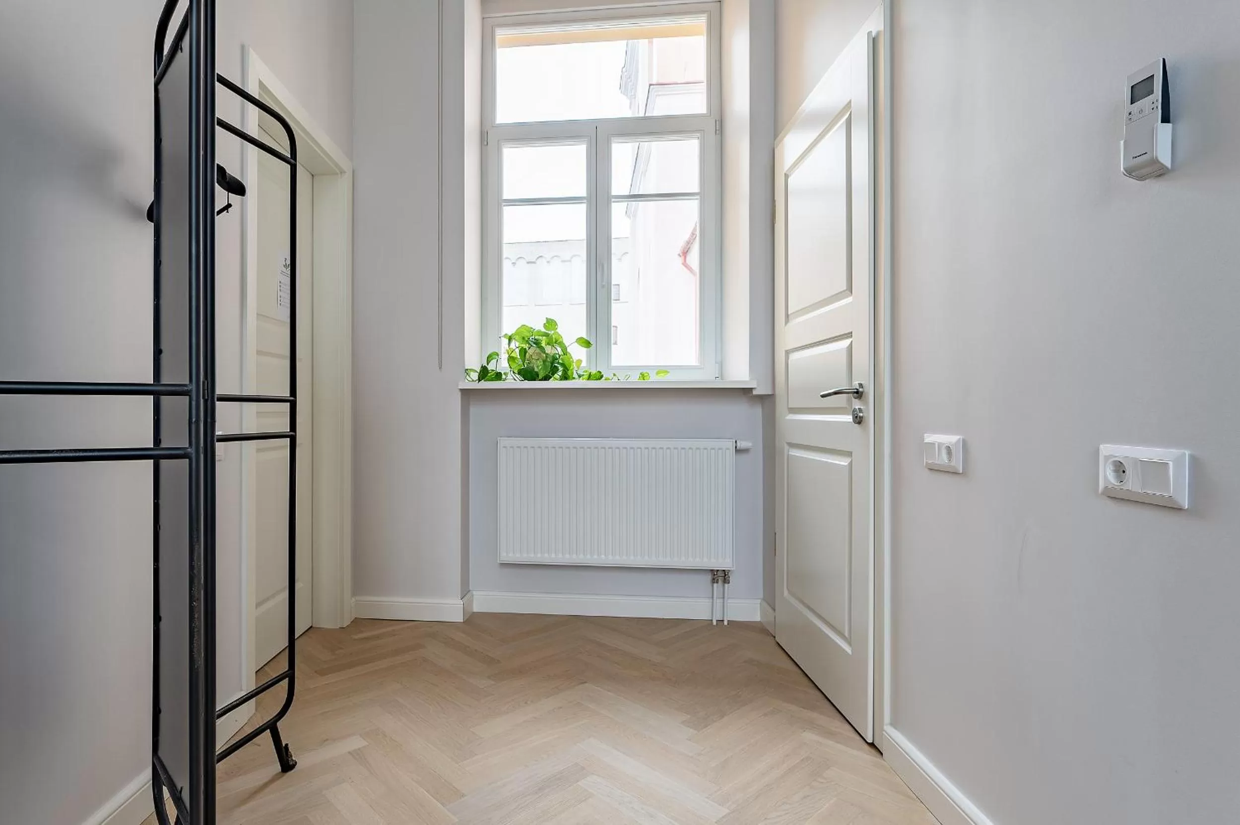 Photo of the whole room in GRAND CROWN