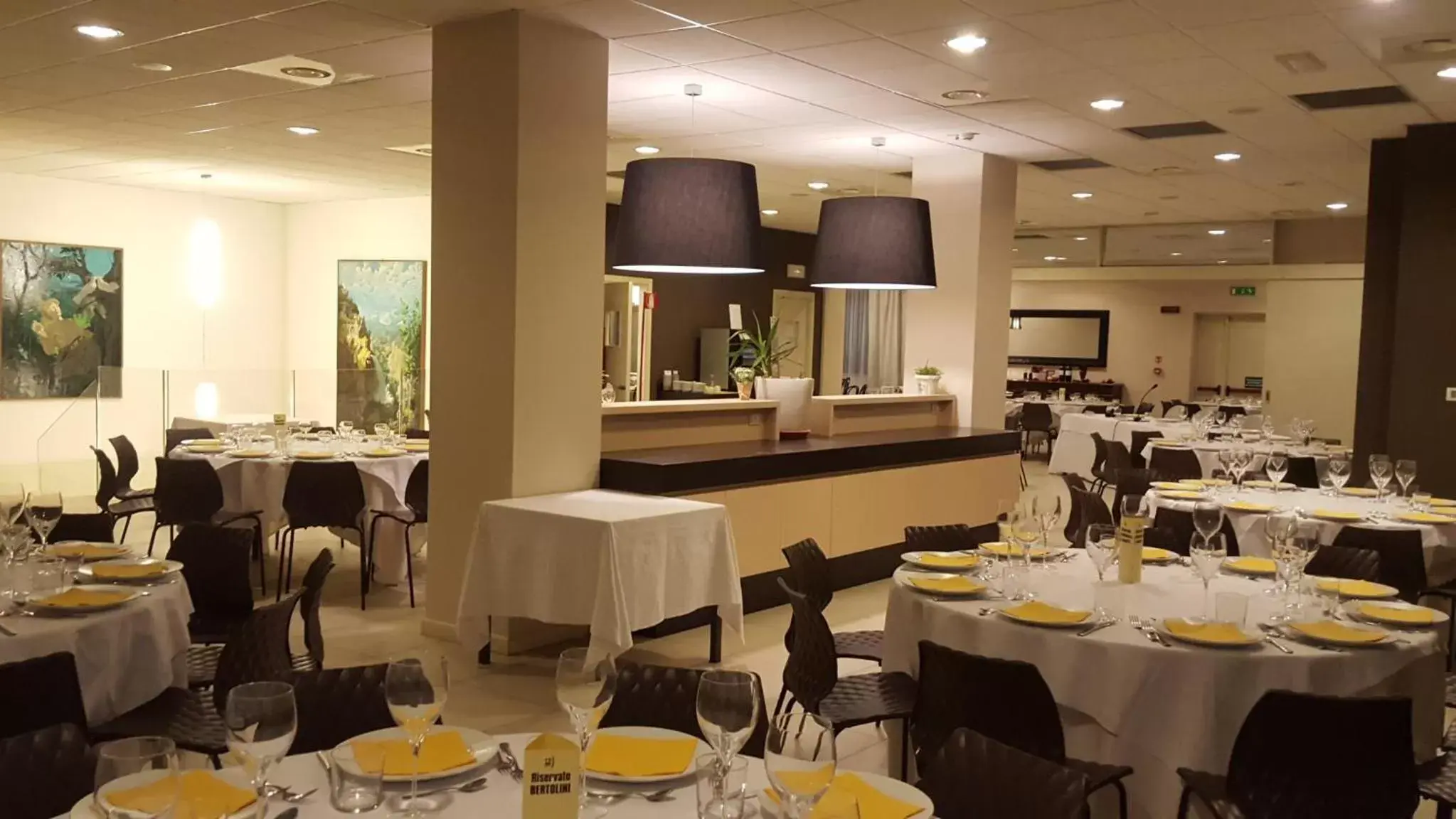 Restaurant/Places to Eat in Best Western Hotel Cristallo Mantova