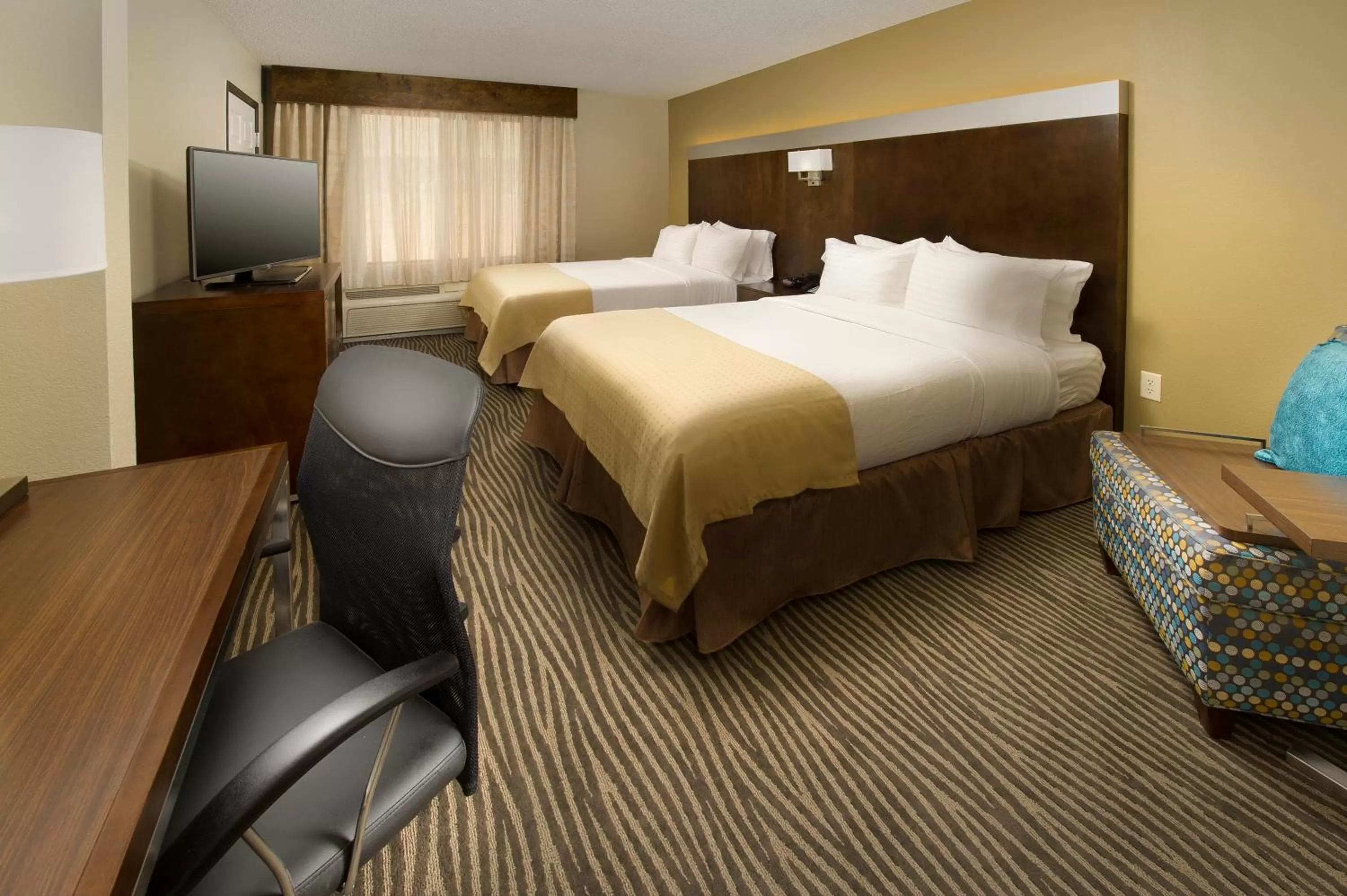 Photo of the whole room, Bed in Holiday Inn El Paso Airport by IHG
