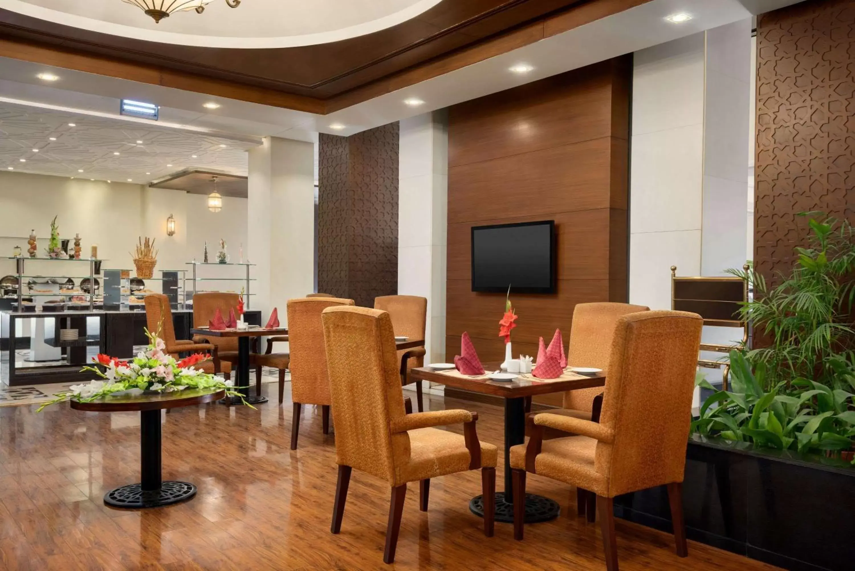 Restaurant/Places to Eat in Ramada by Wyndham Islamabad