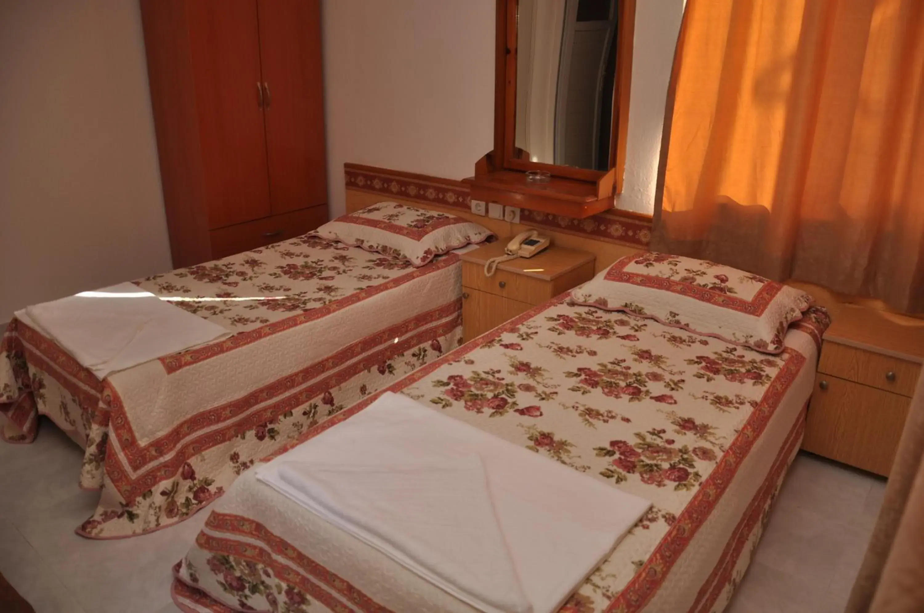 Bed in Kleopatra Beach Yildiz Hotel