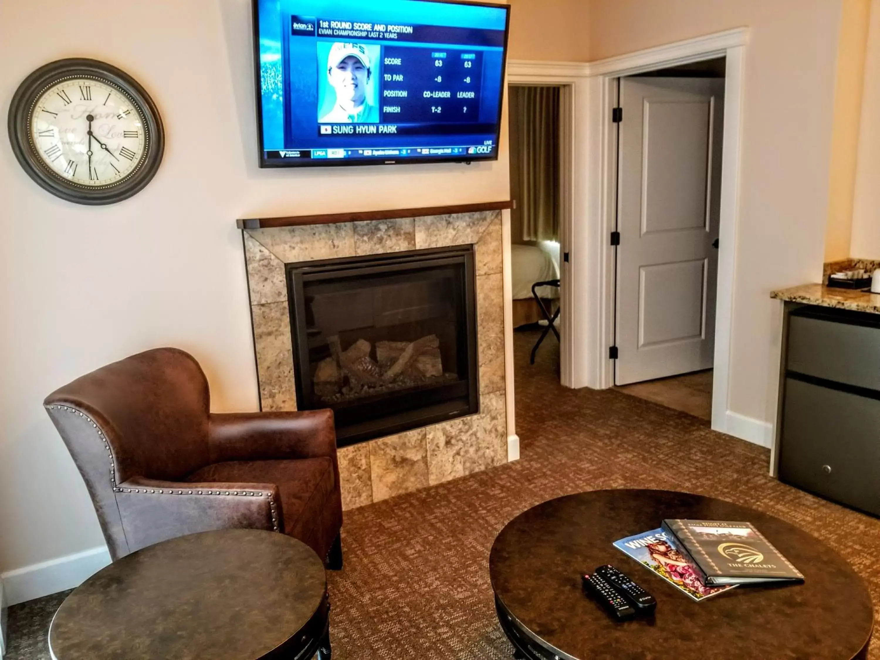 TV/Entertainment Center in Resort at Eagle Point Golf Club Lodging