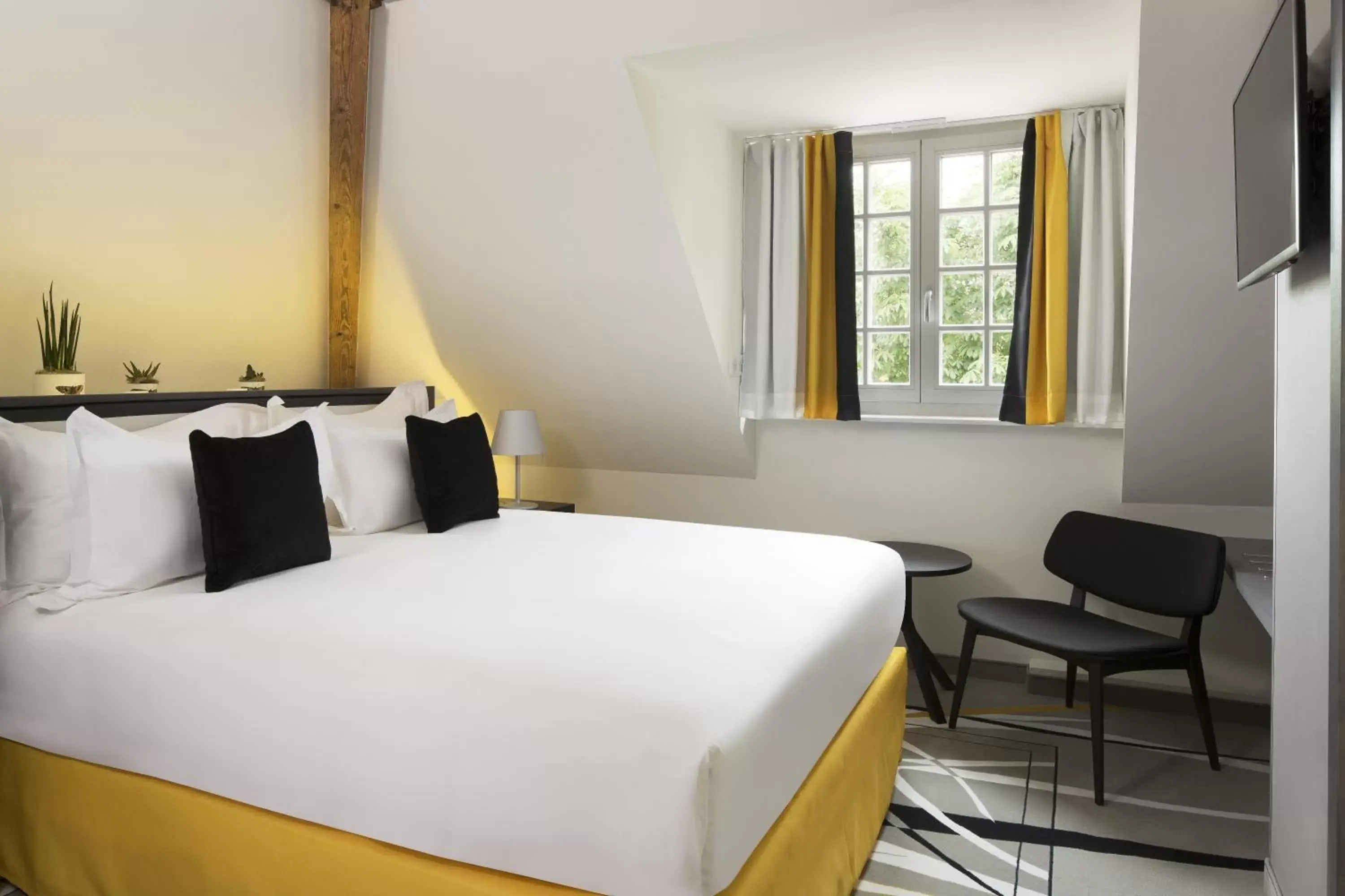 Photo of the whole room, Bed in Boutique Hotel Des XV