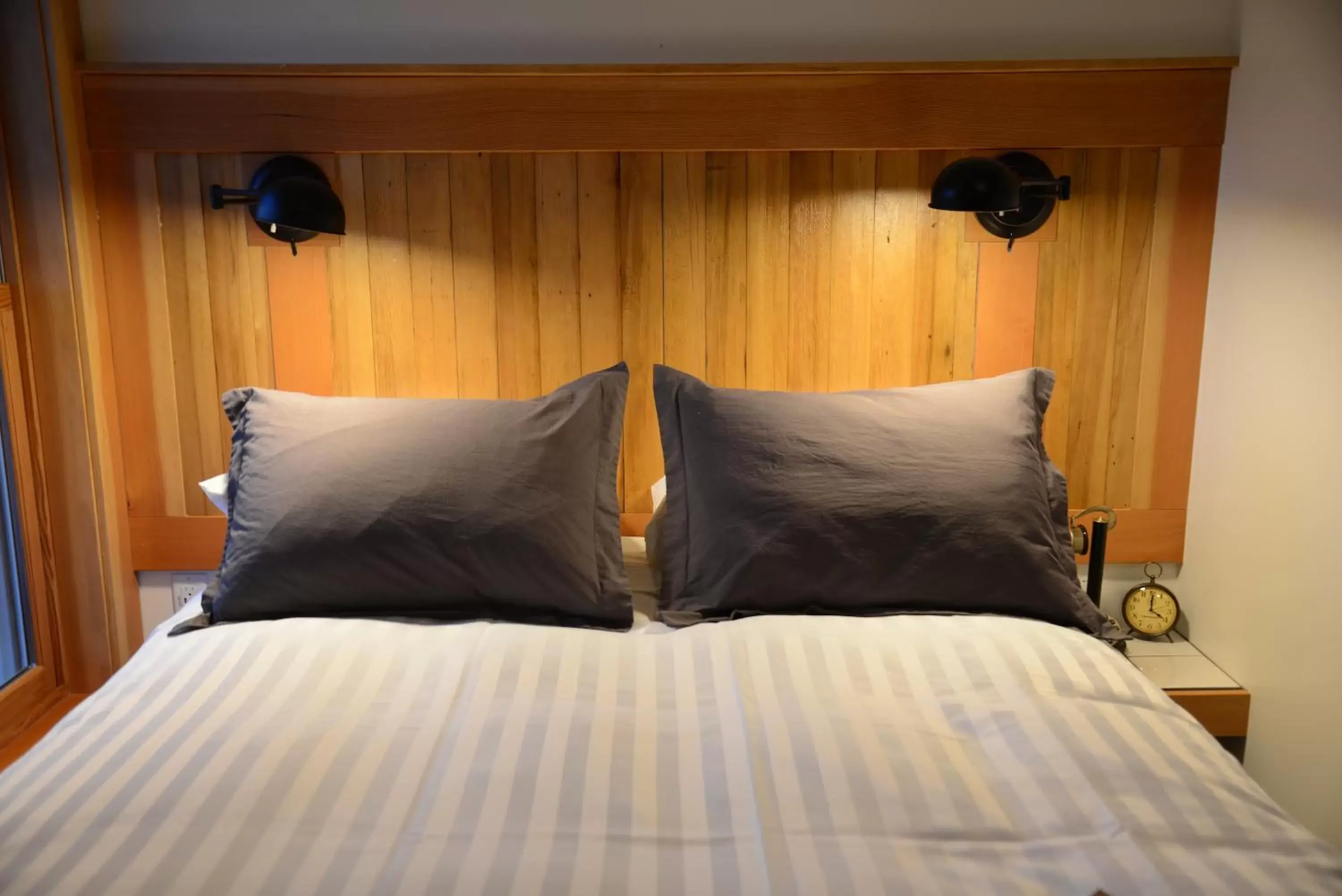 Queen Room - Disability Access in Inn At Creek Street Queen Room - Disability Access in Inn At Creek Street