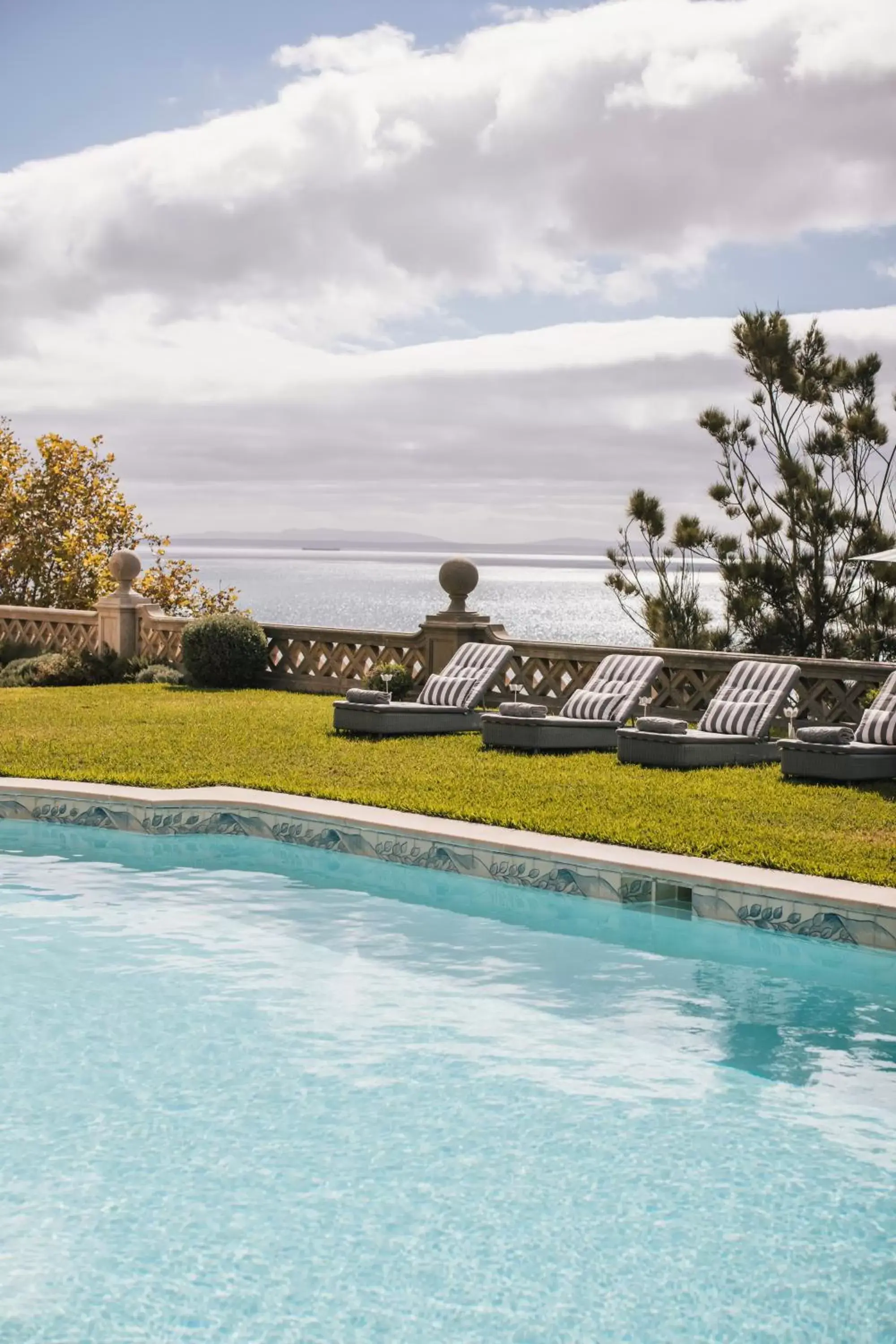 Swimming Pool in Estoril Vintage Hotel