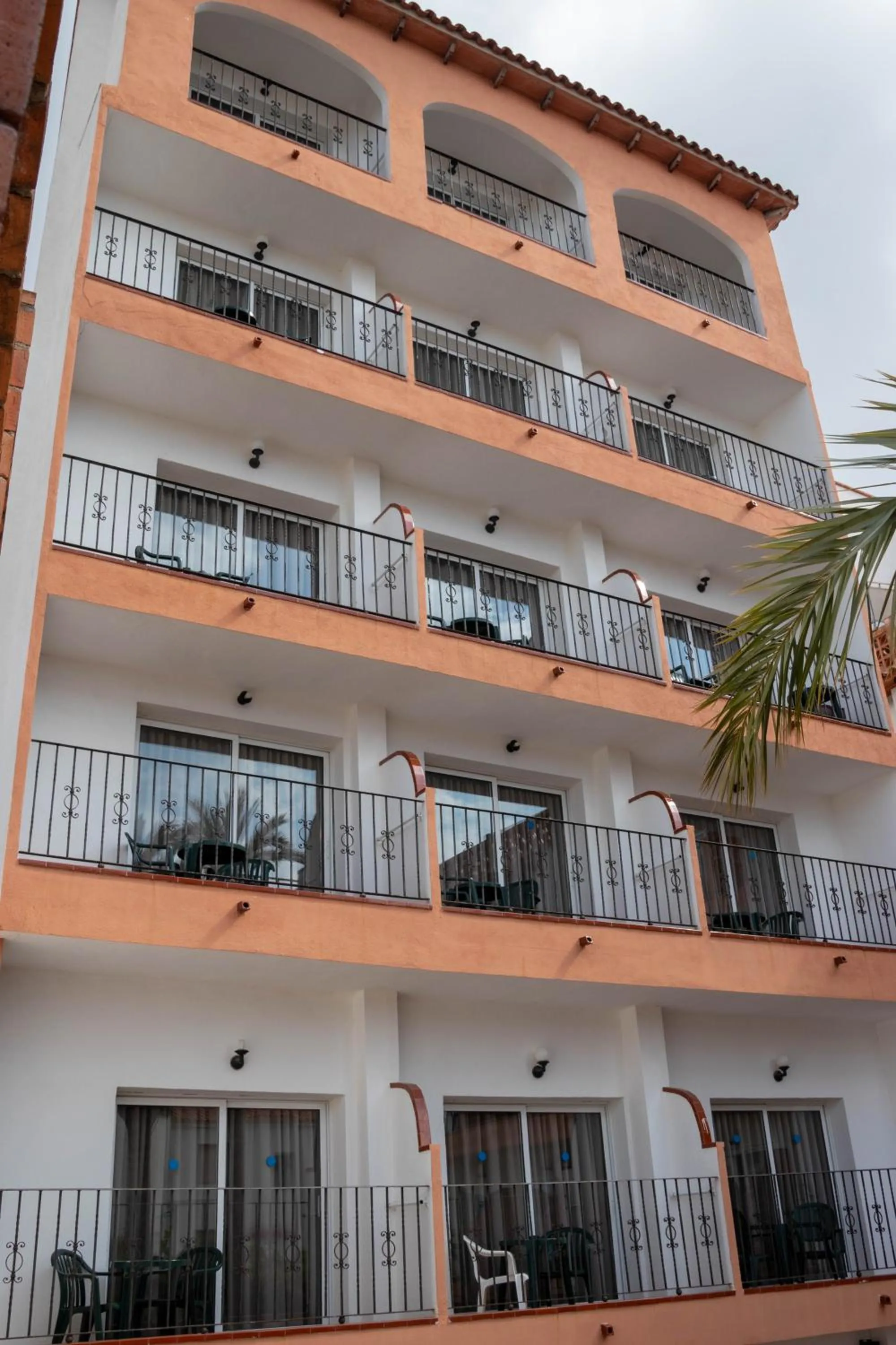 Property building in Hotel Comarruga Platja
