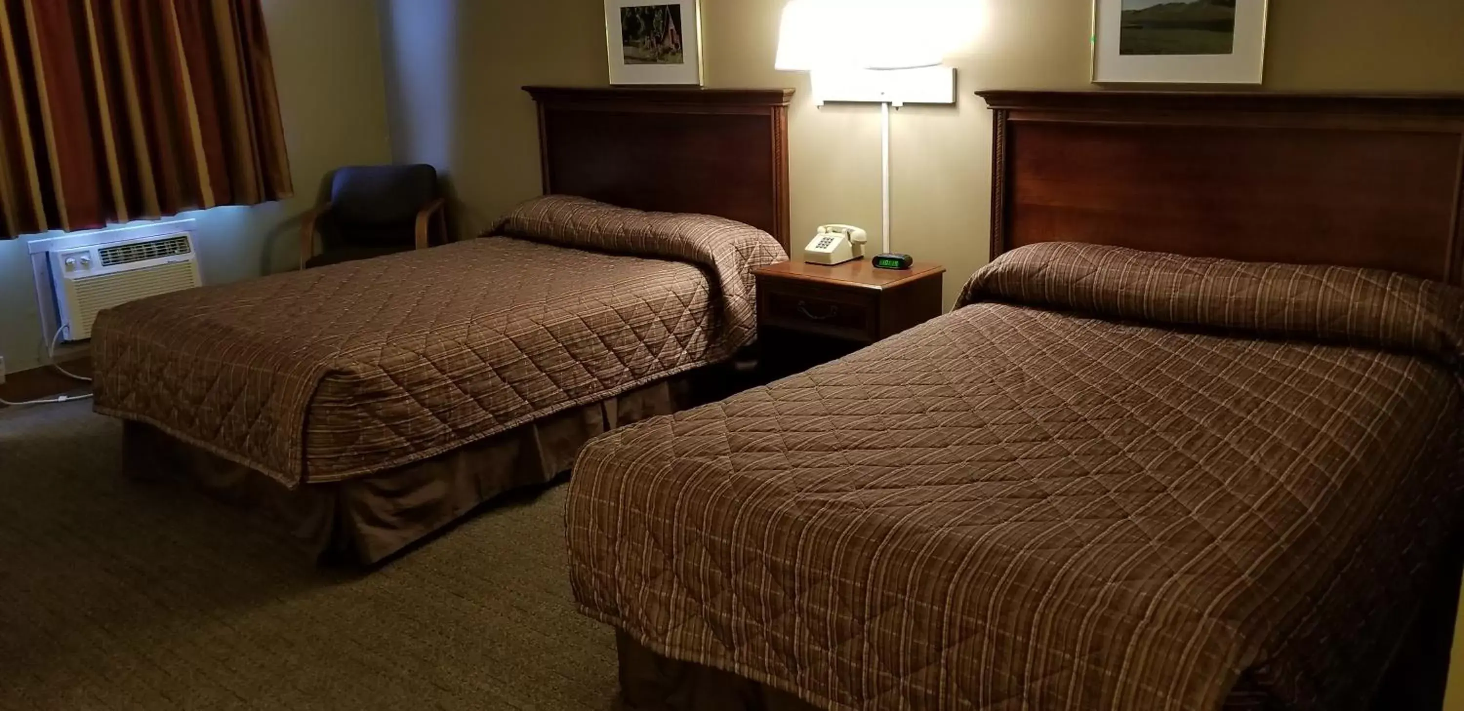 Bed in Western Inn