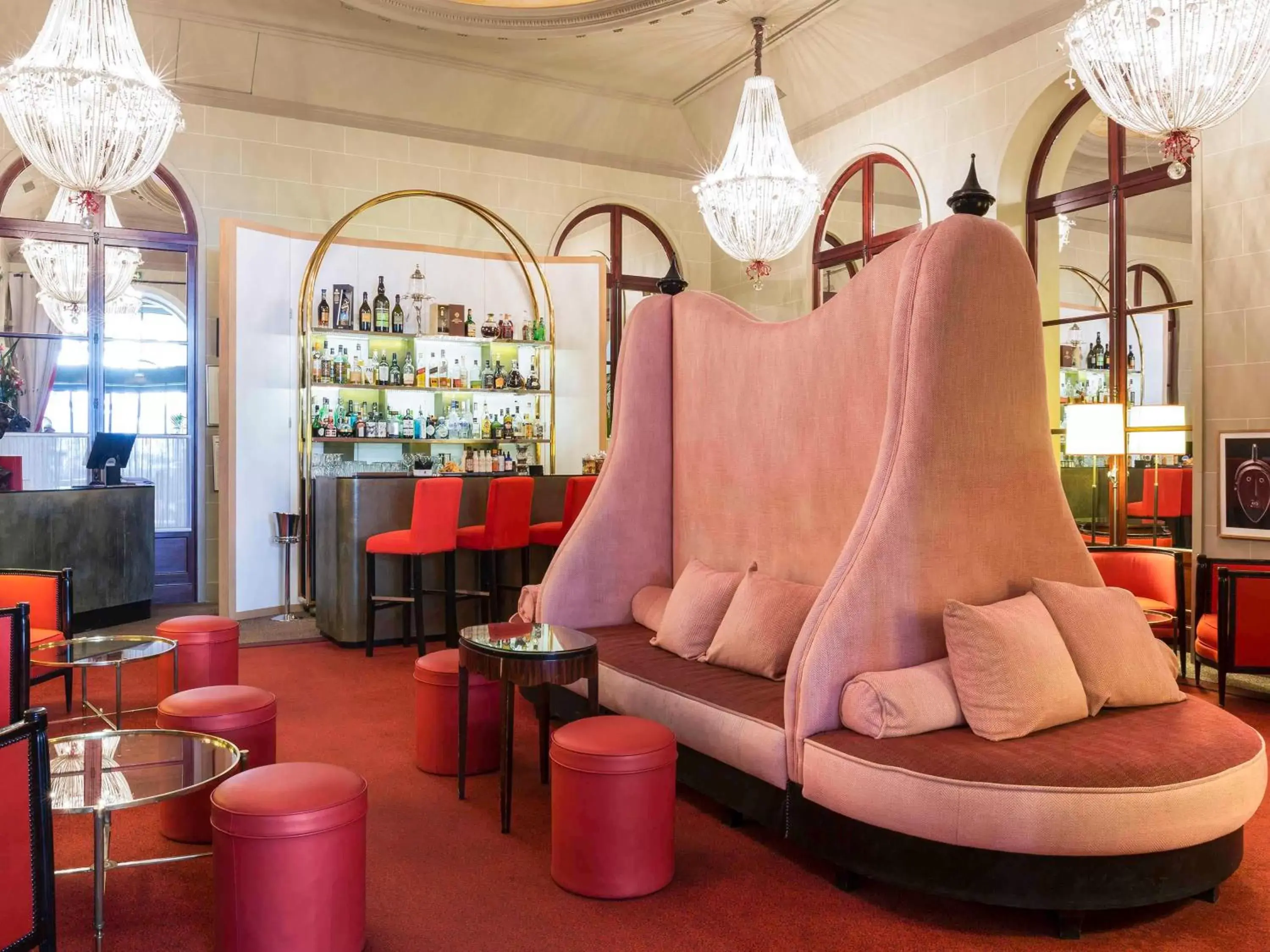 Lounge or bar, Lounge/Bar in Hotel Carlton Lyon - MGallery Hotel Collection