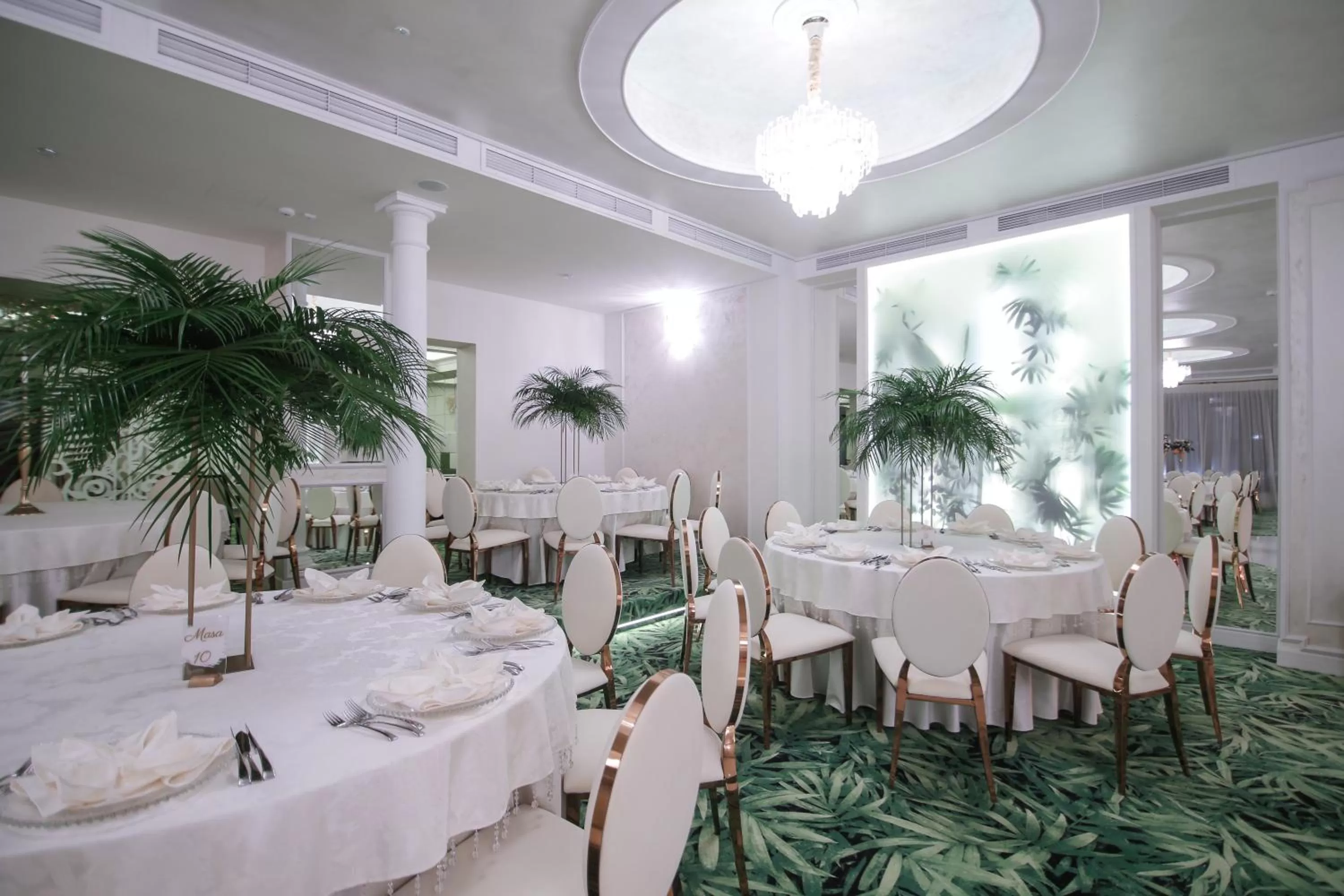 Banquet/Function facilities in Hotel Relax Craiova