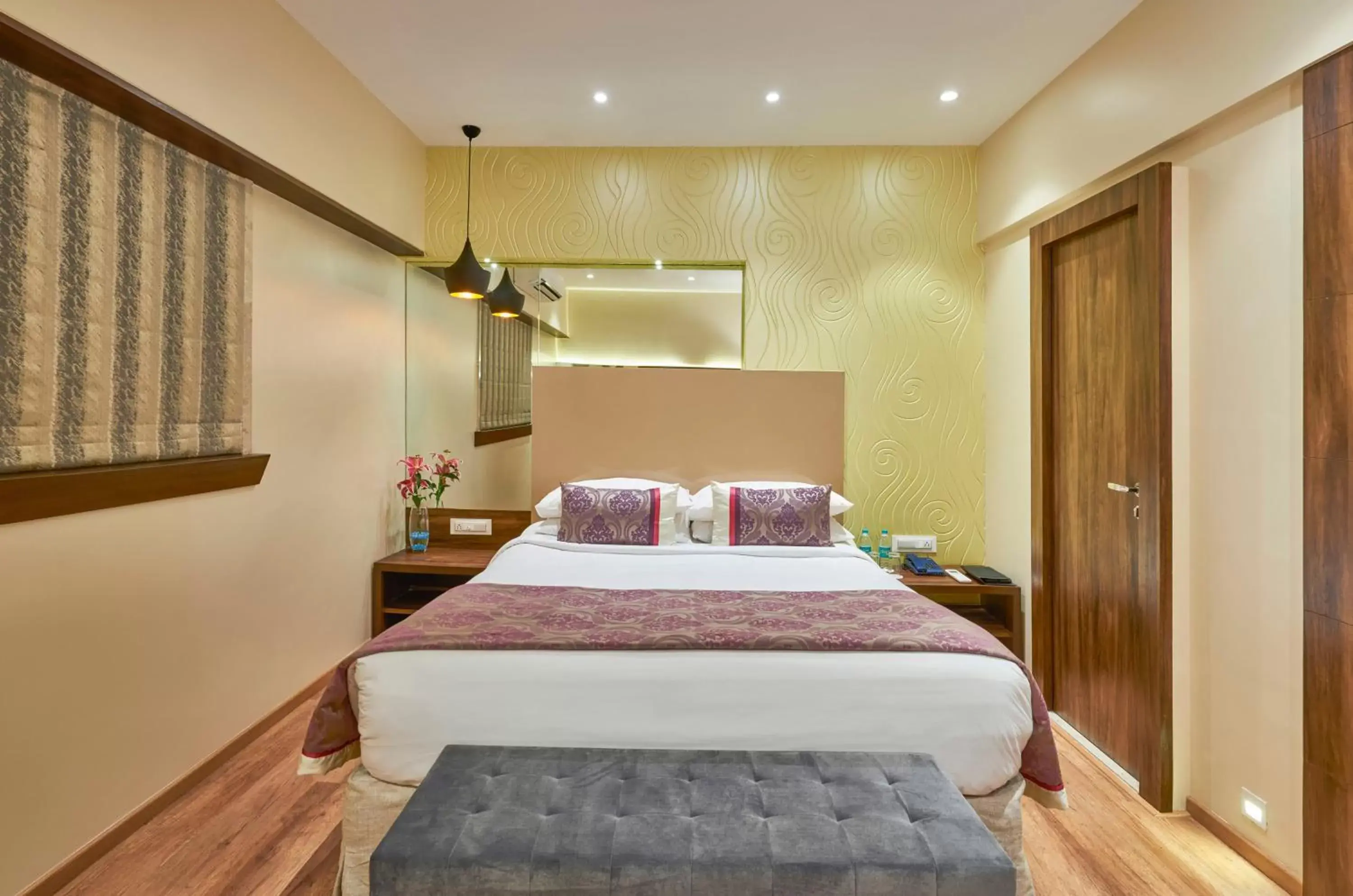 Bedroom, Bed in Hotel Bawa Regency Bedroom, Bed in Hotel Bawa Regency