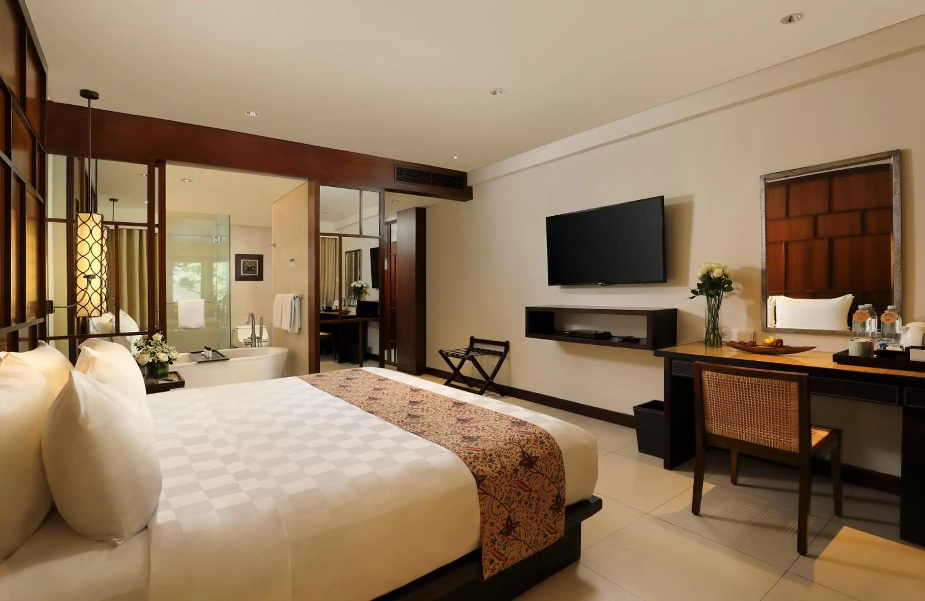Photo of the whole room, TV/Entertainment Center in Padma Resort Legian