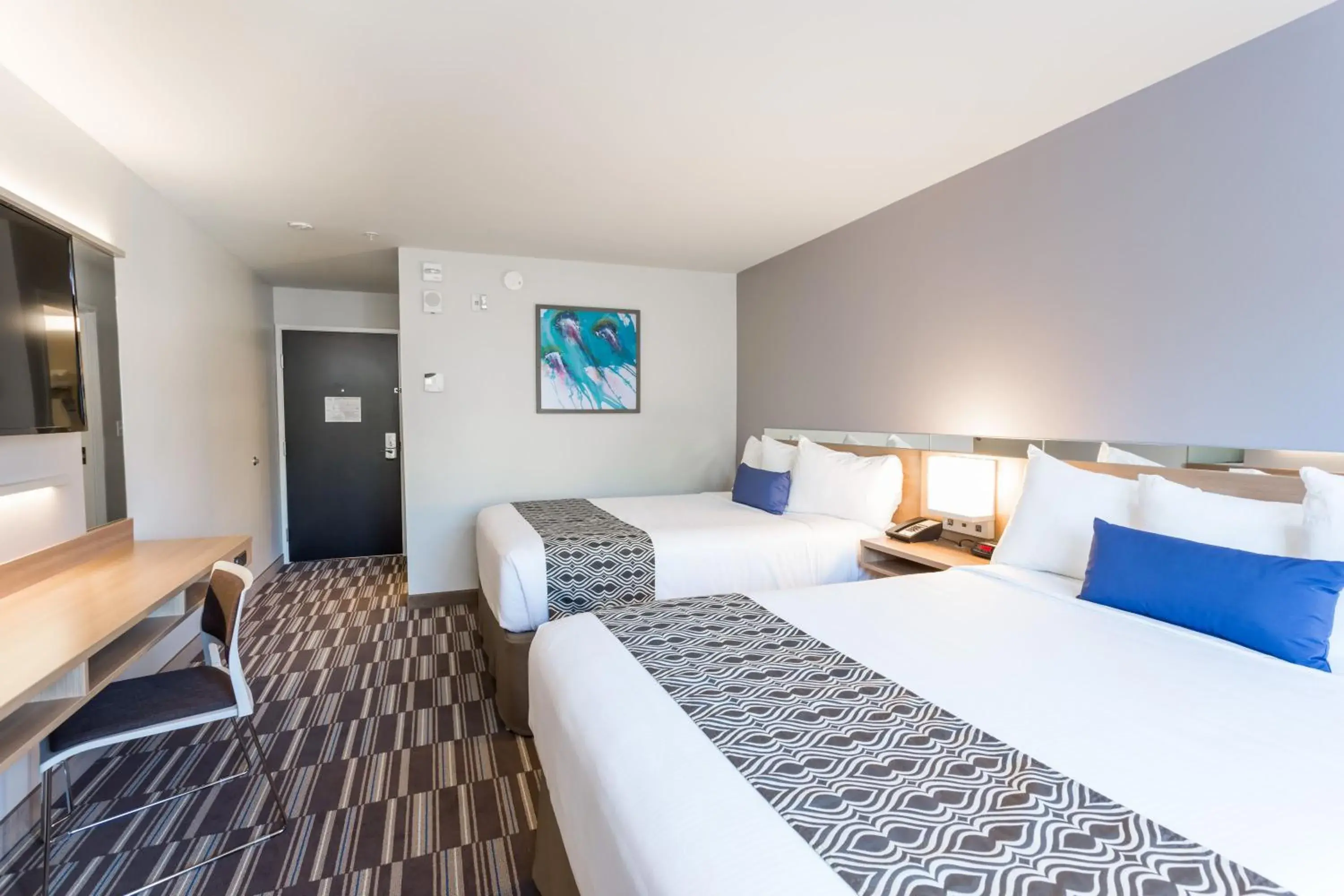 Bedroom, Bed in Microtel Inn & Suites by Wyndham Ocean City