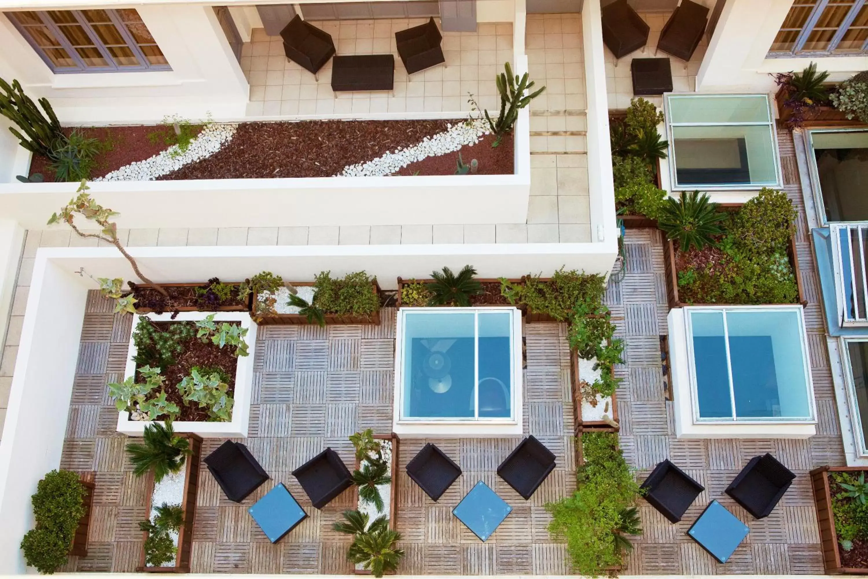 Patio, Pool View in Eden Hotel & Spa